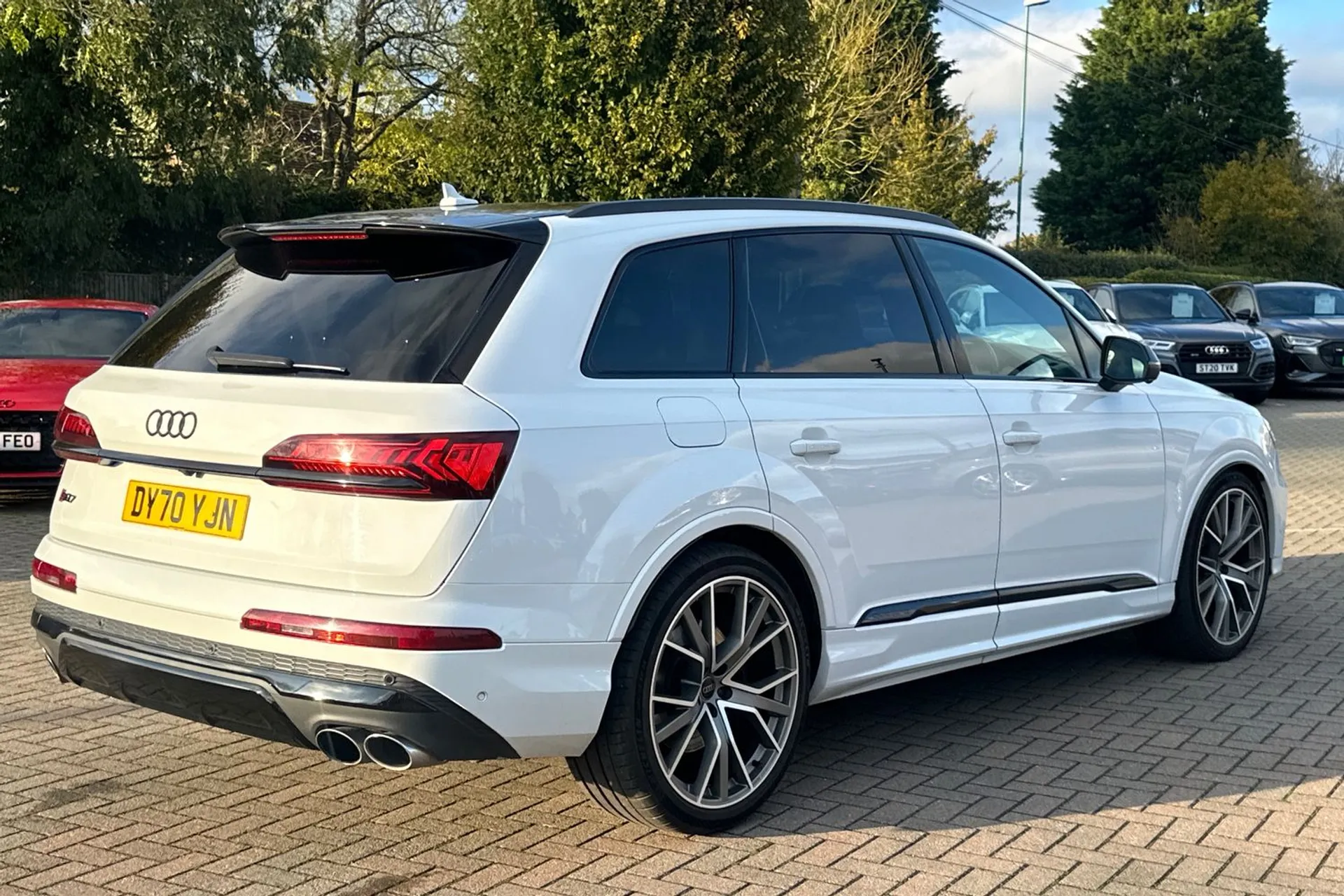 Audi Q7 thumbnail image number 5