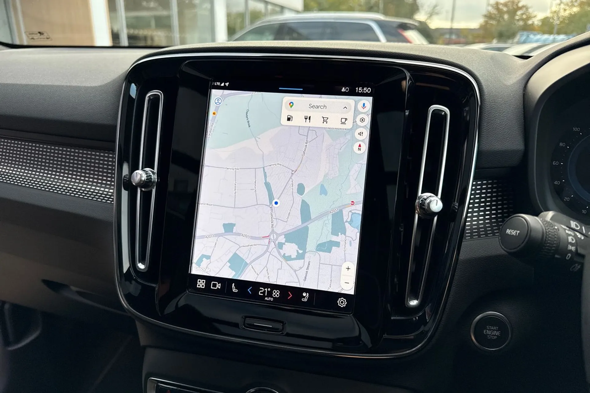 Volvo XC40 thumbnail image number 5