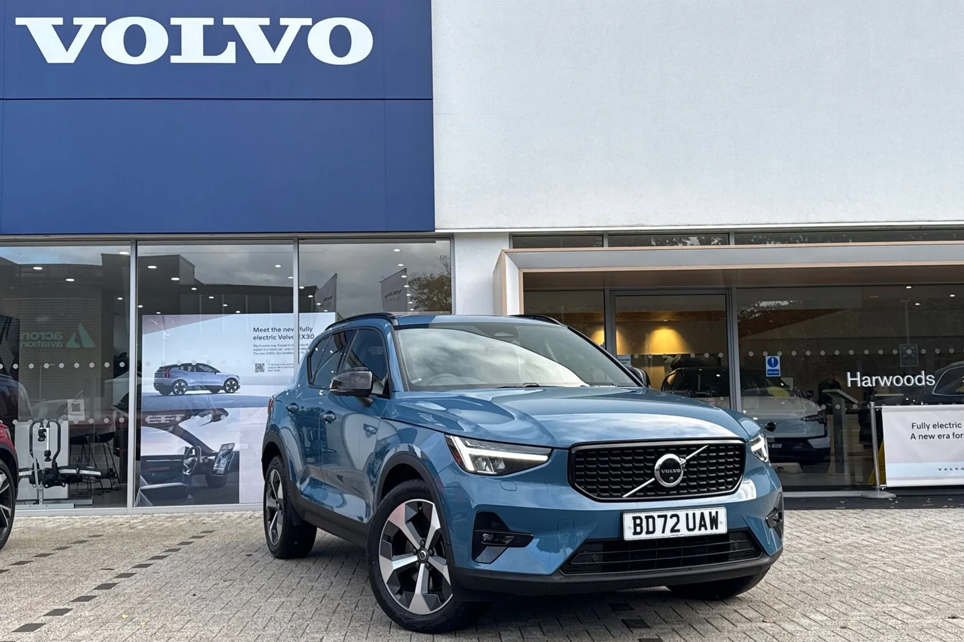Volvo XC40 focused image