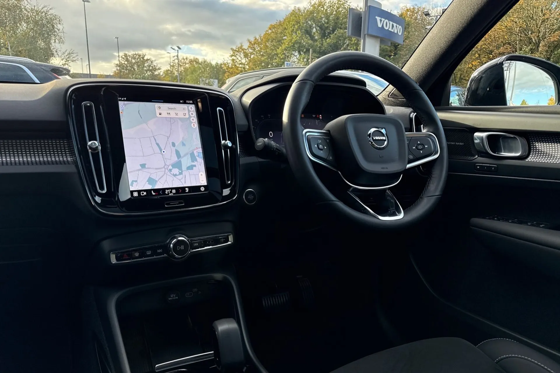 Volvo XC40 thumbnail image number 36