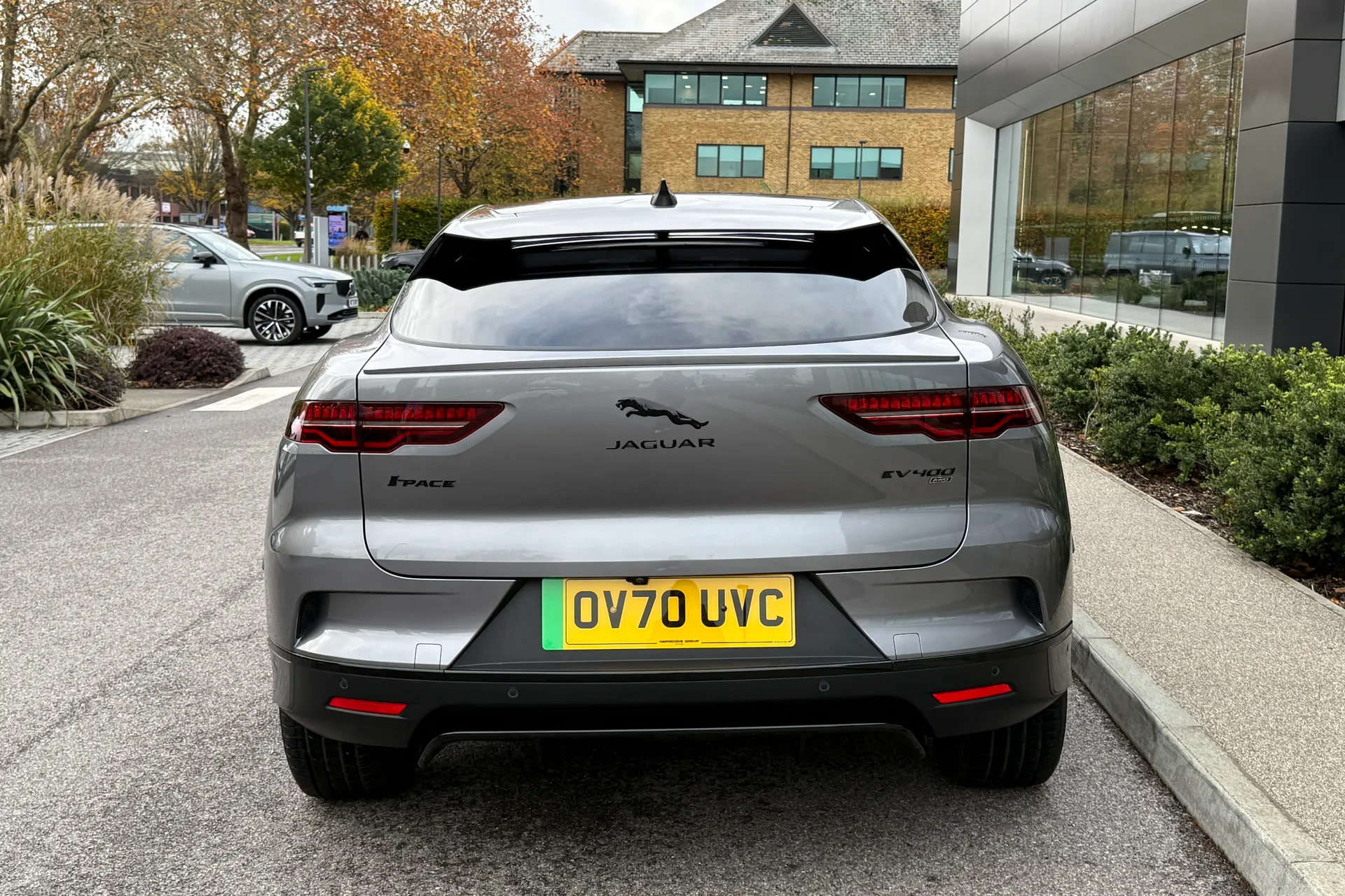 Jaguar I-PACE thumbnail image number 13