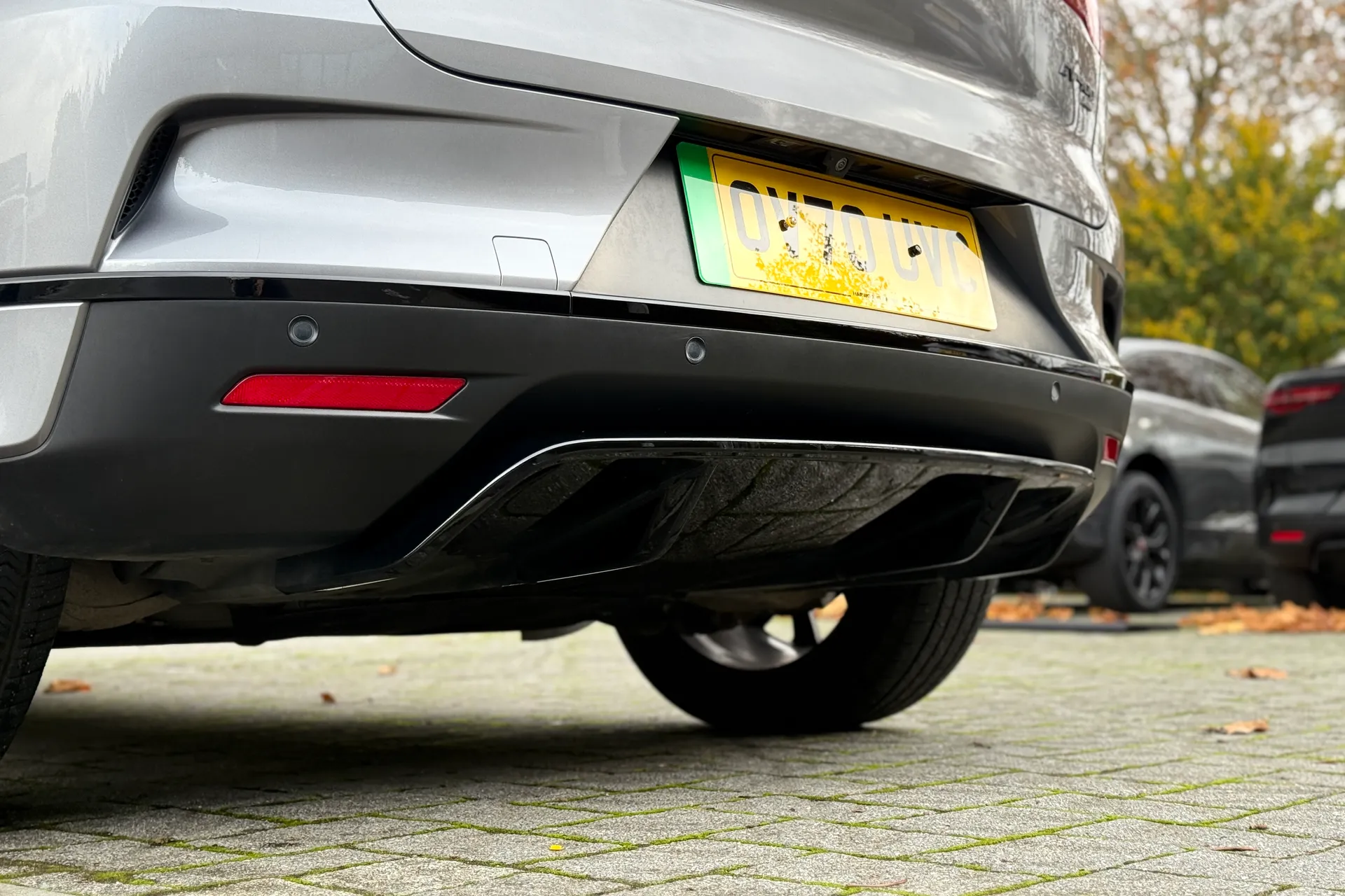 Jaguar I-PACE thumbnail image number 18