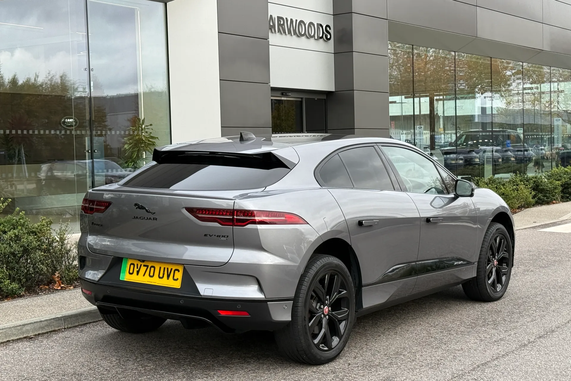 Jaguar I-PACE thumbnail image number 11