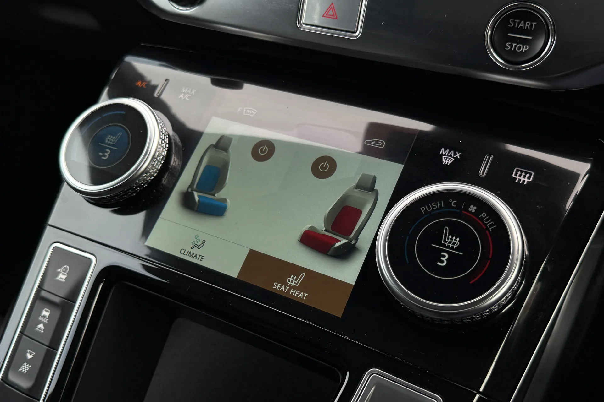 Jaguar I-PACE thumbnail image number 51