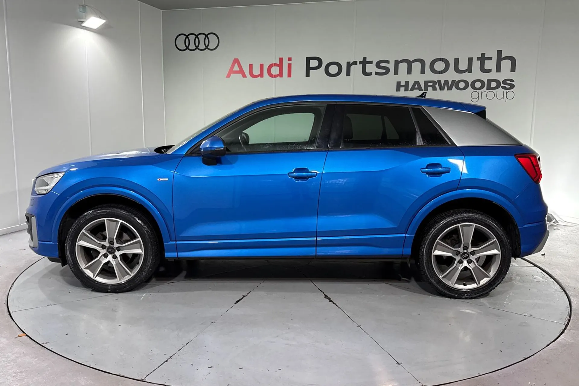Audi Q2 thumbnail image number 11