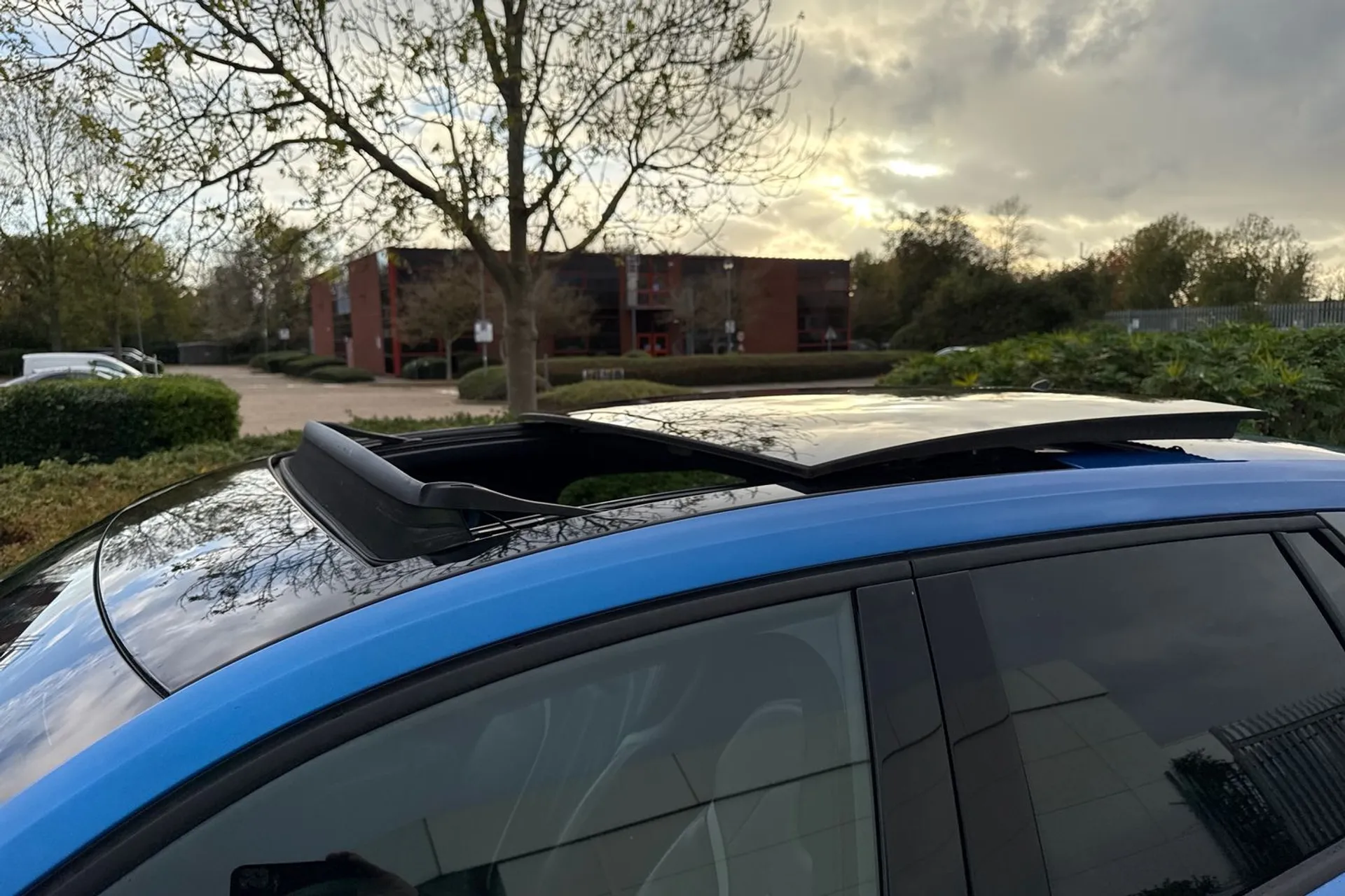 Audi Q2 thumbnail image number 6