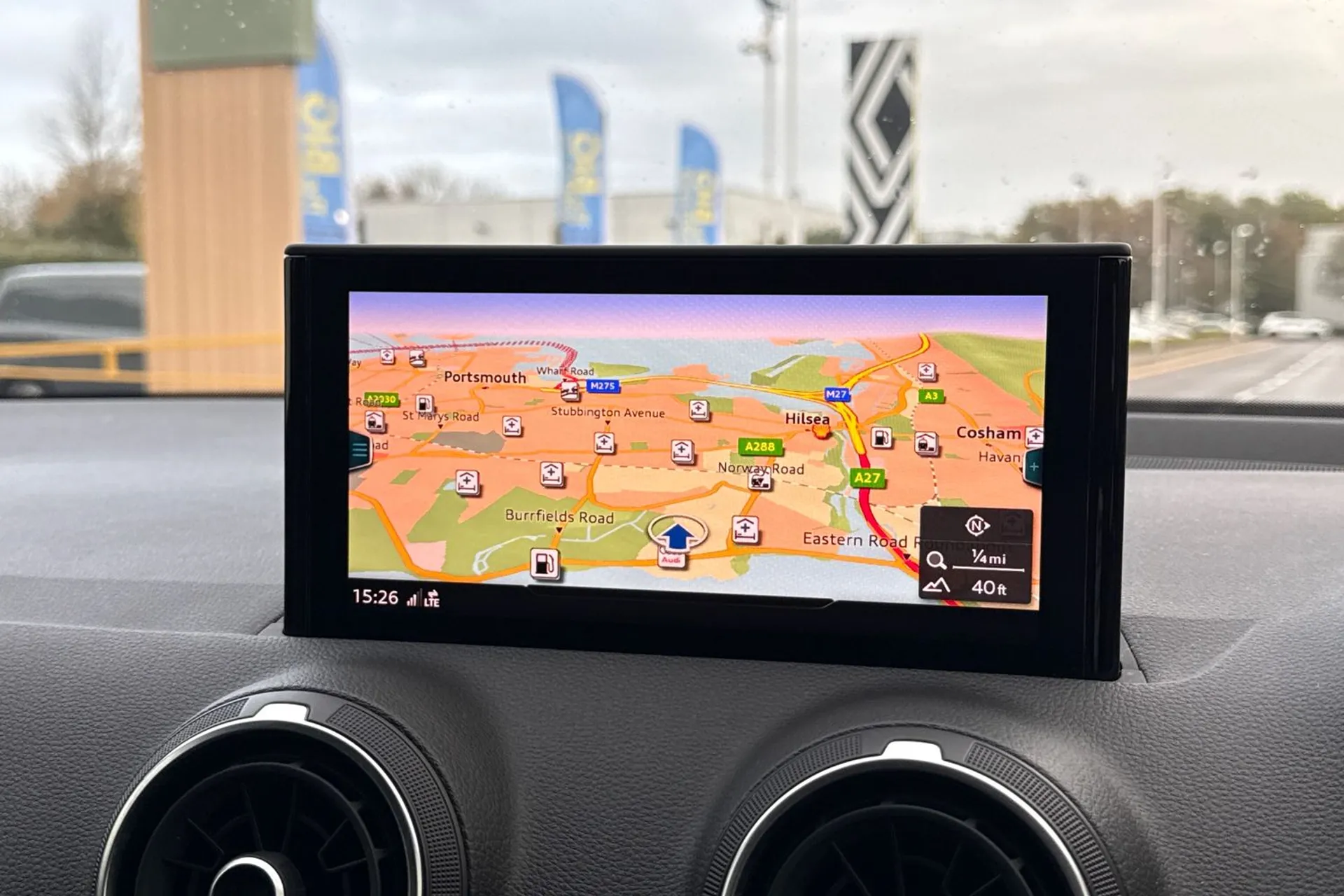 Audi Q2 thumbnail image number 32