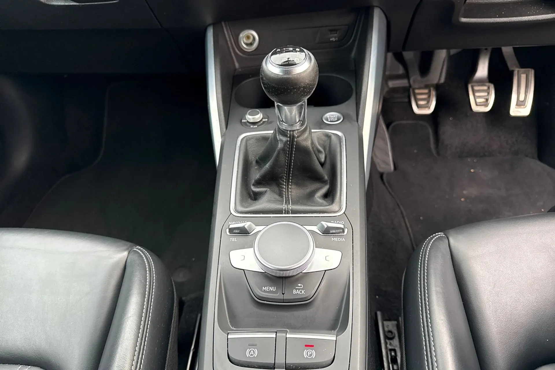 Audi Q2 thumbnail image number 45