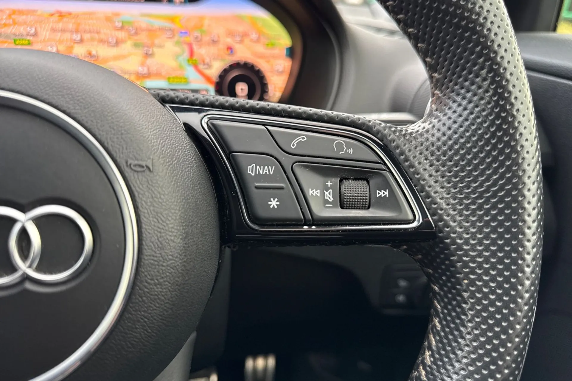 Audi Q2 thumbnail image number 47