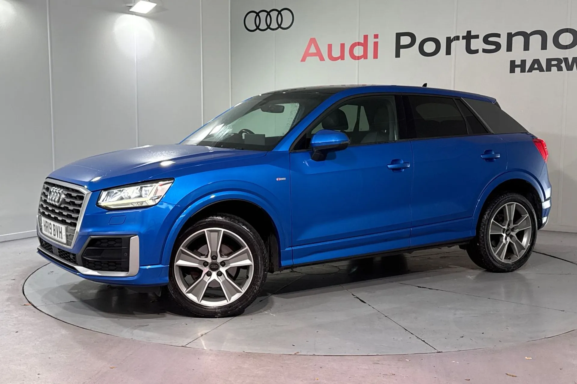Audi Q2 thumbnail image number 12