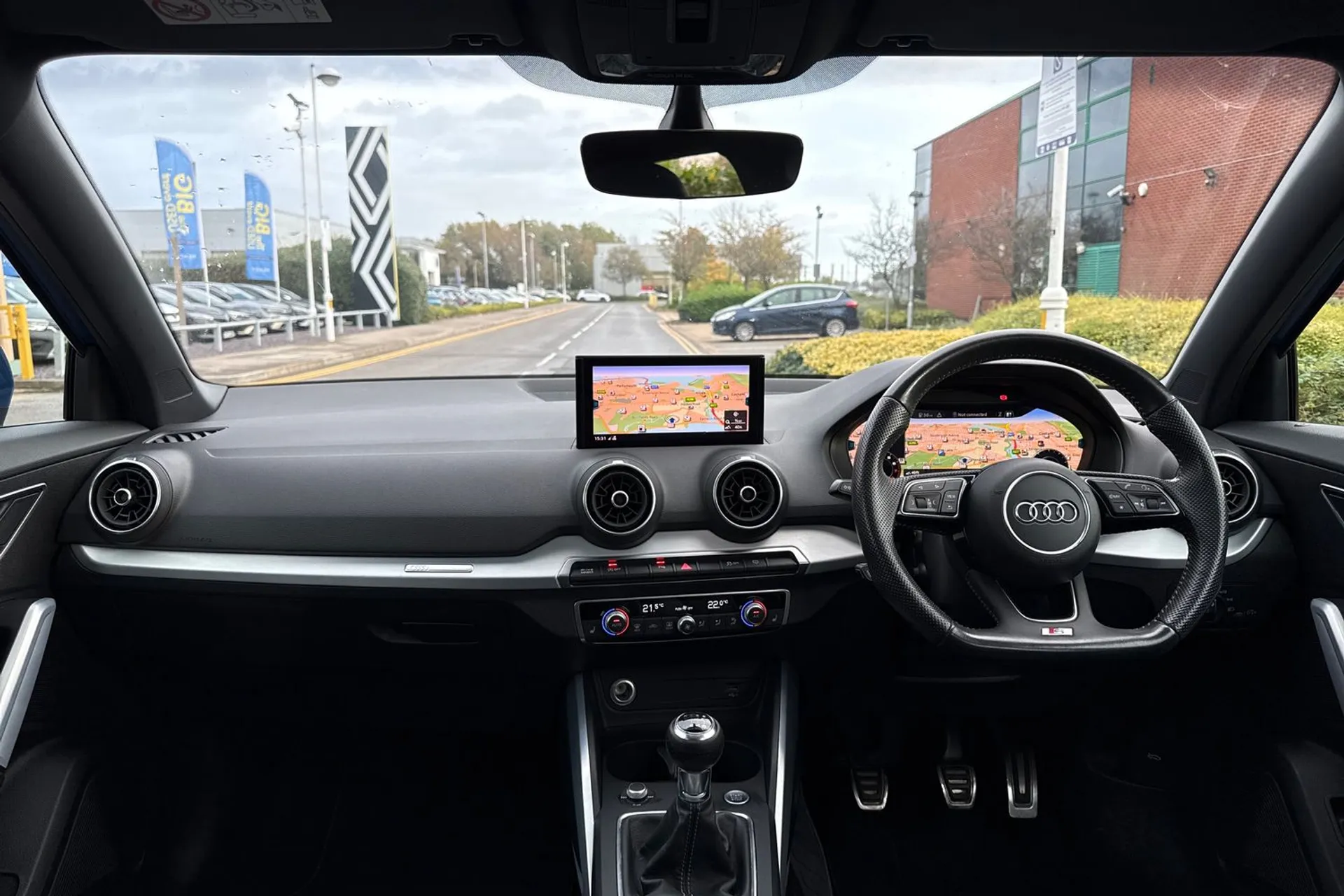 Audi Q2 thumbnail image number 3