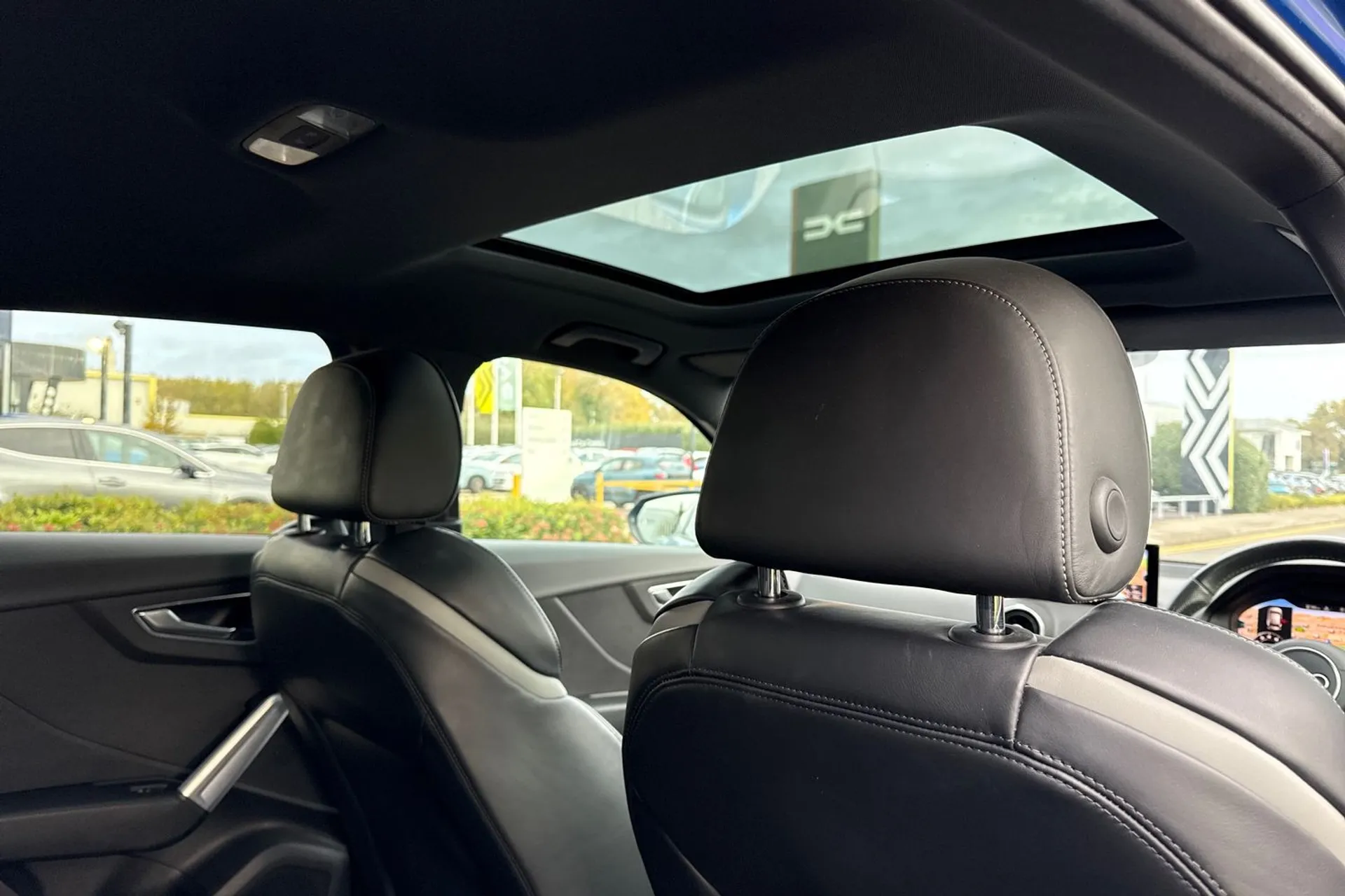 Audi Q2 thumbnail image number 26