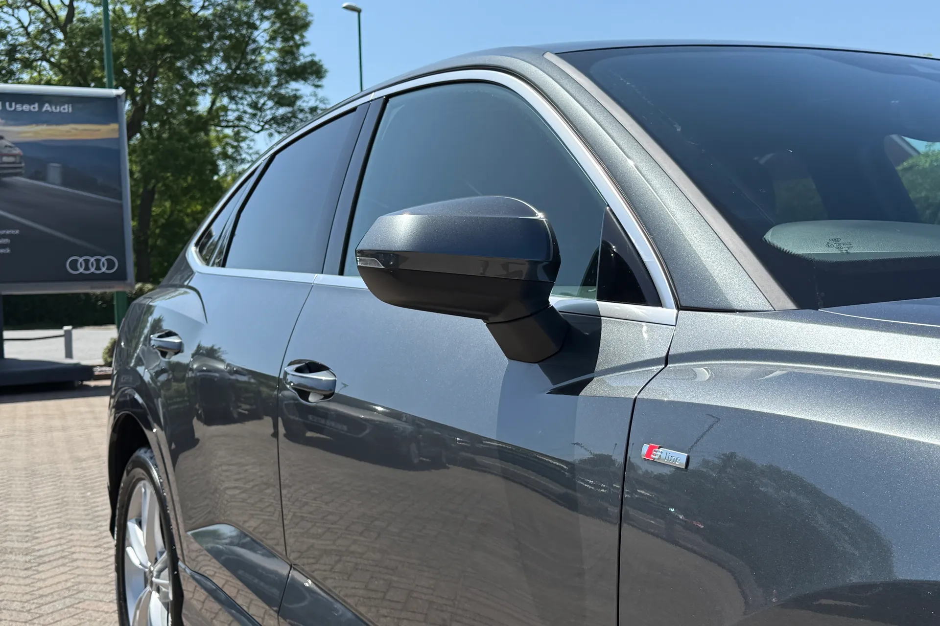 Audi Q3 thumbnail image number 52
