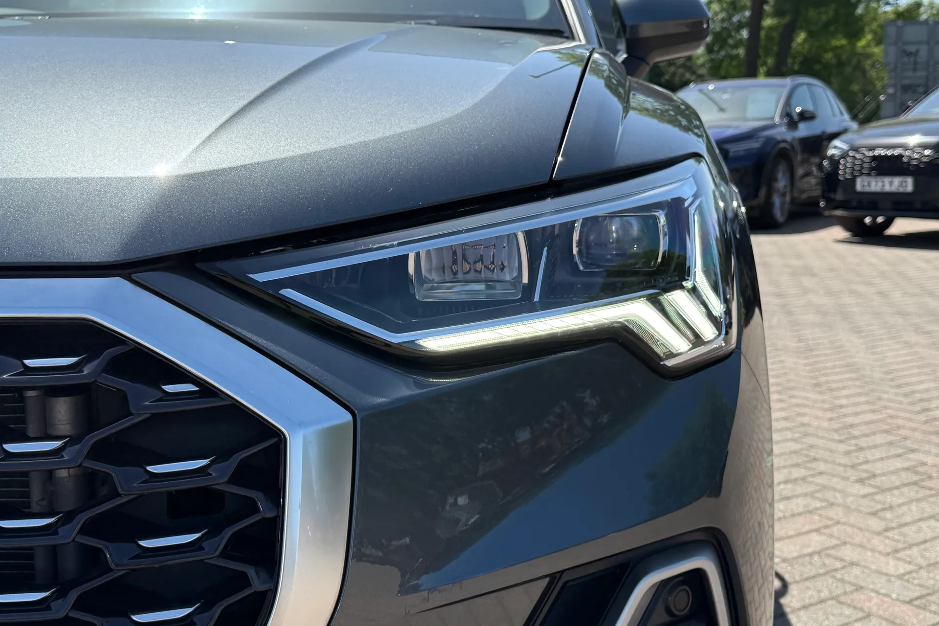 Audi Q3 thumbnail image number 56