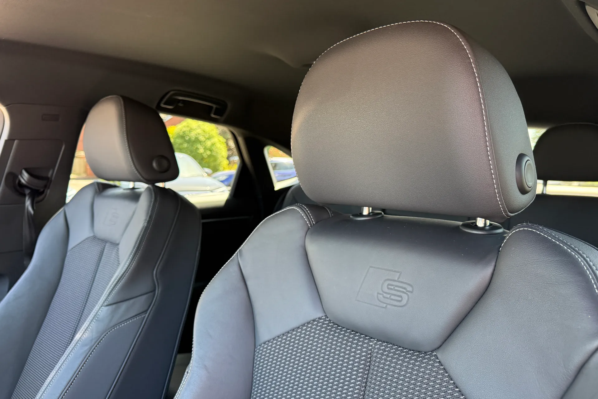 Audi Q3 thumbnail image number 34