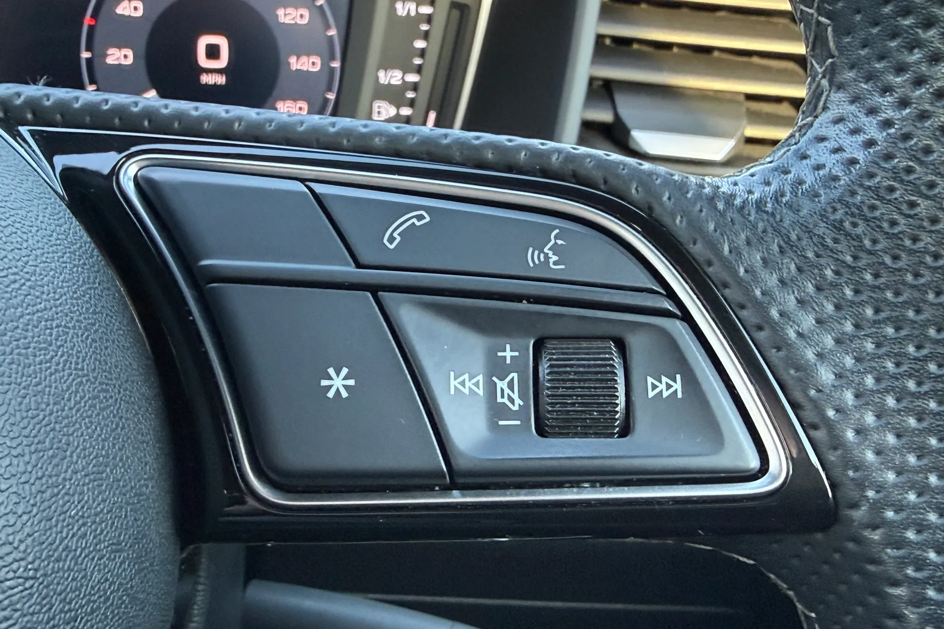 Audi A1 thumbnail image number 18