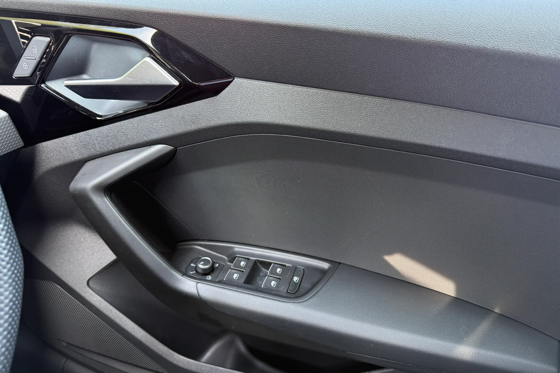 Audi A1 thumbnail image number 25