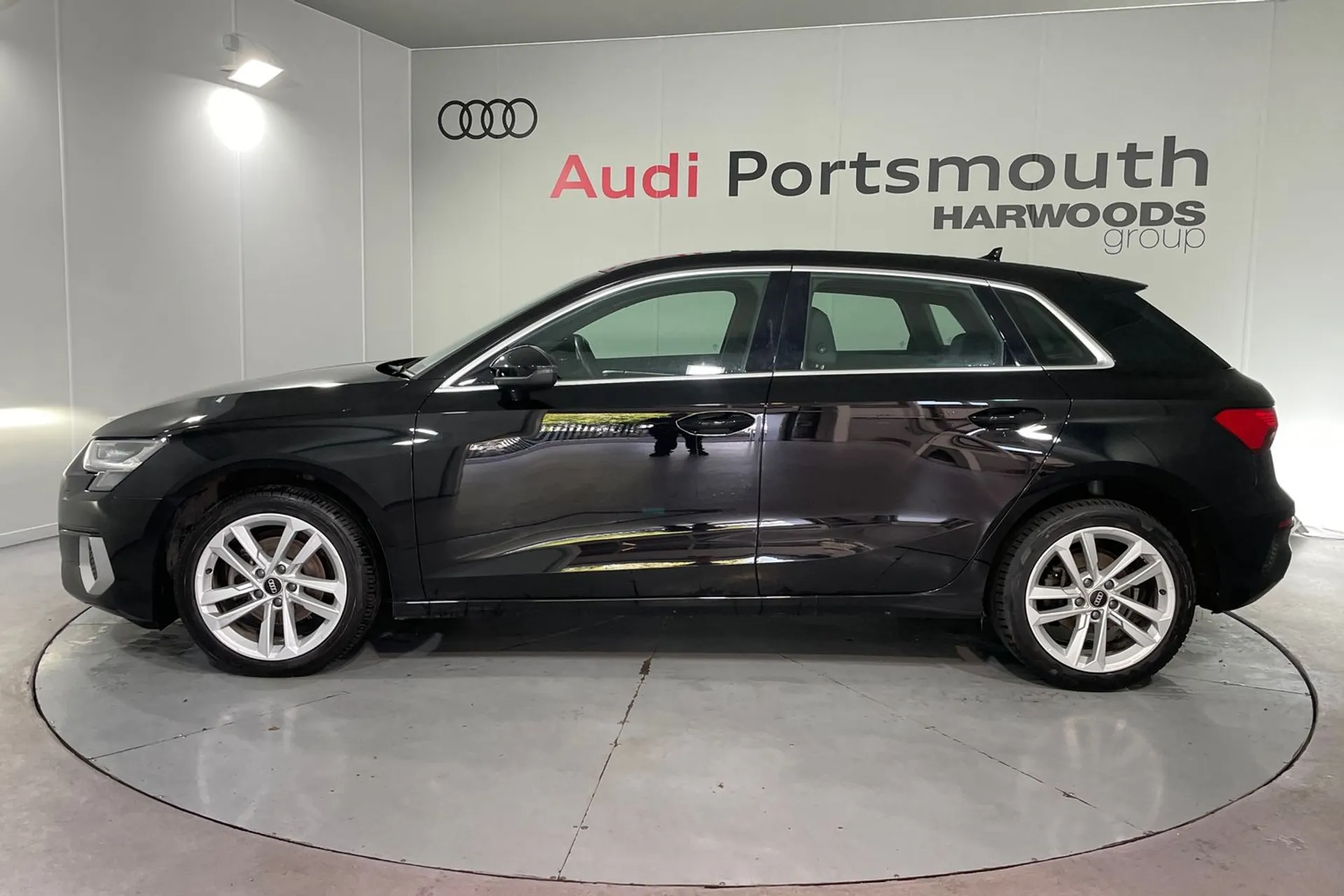 Audi A3 thumbnail image number 11