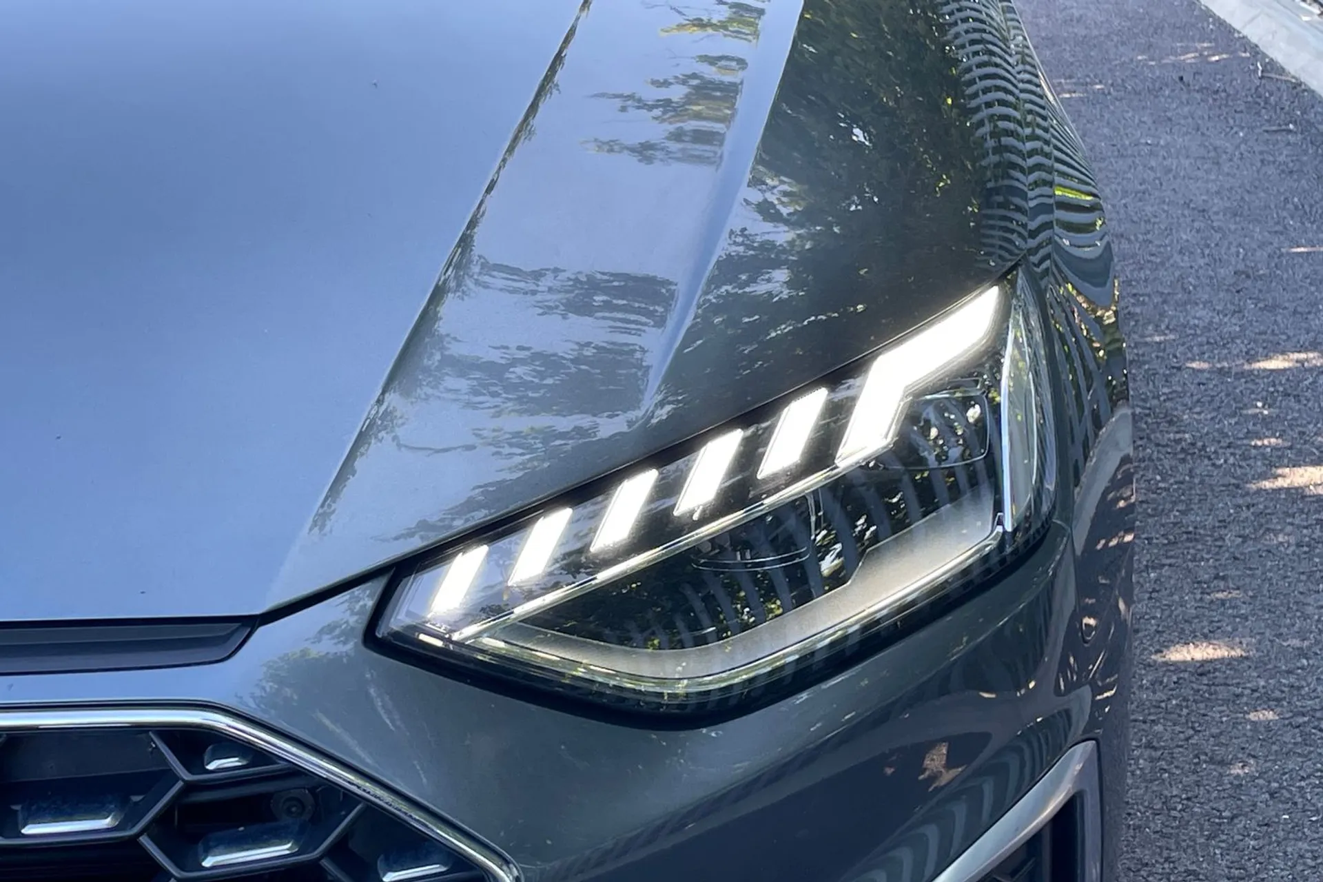 Audi A4 thumbnail image number 20