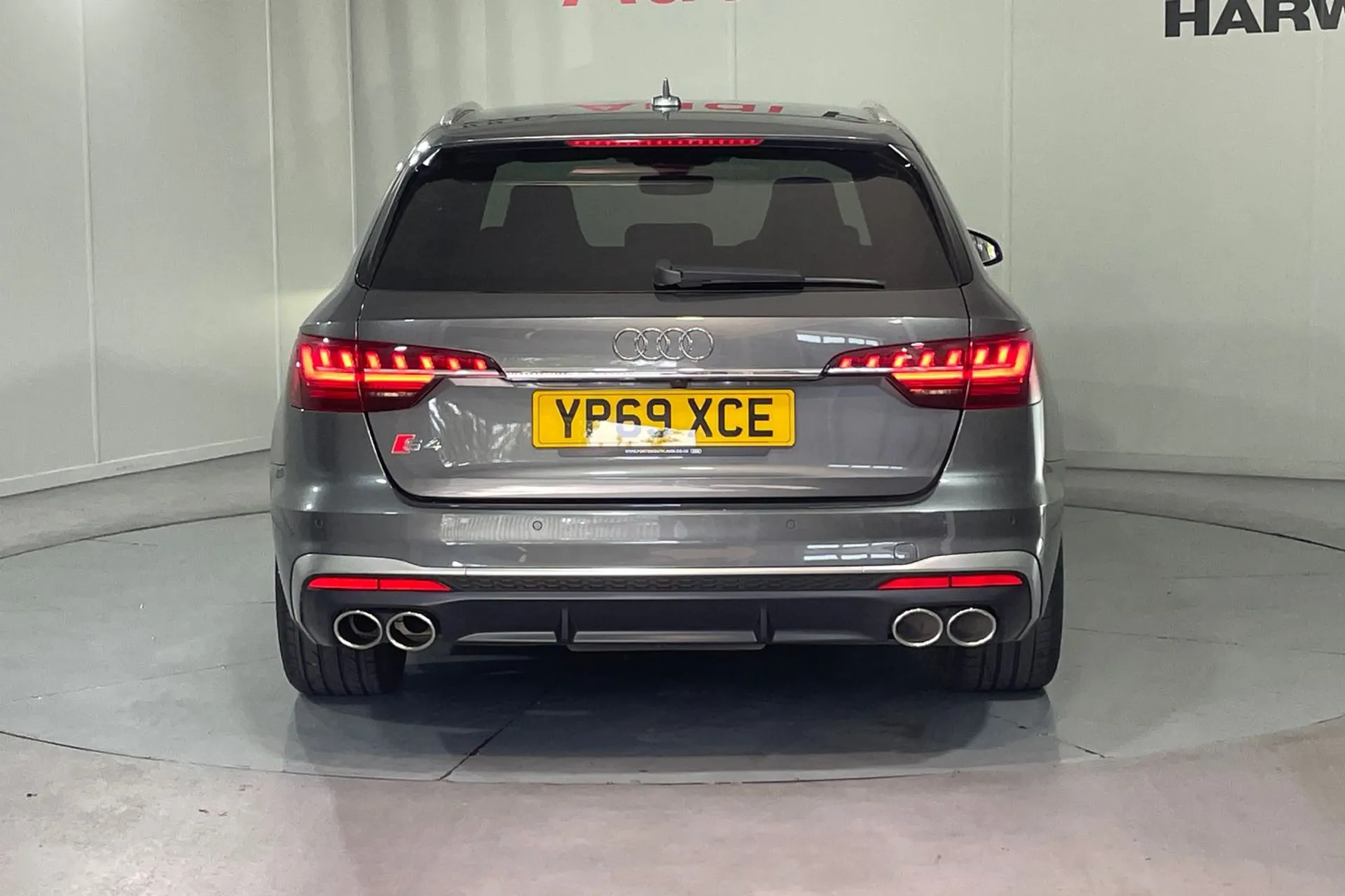 Audi A4 thumbnail image number 7