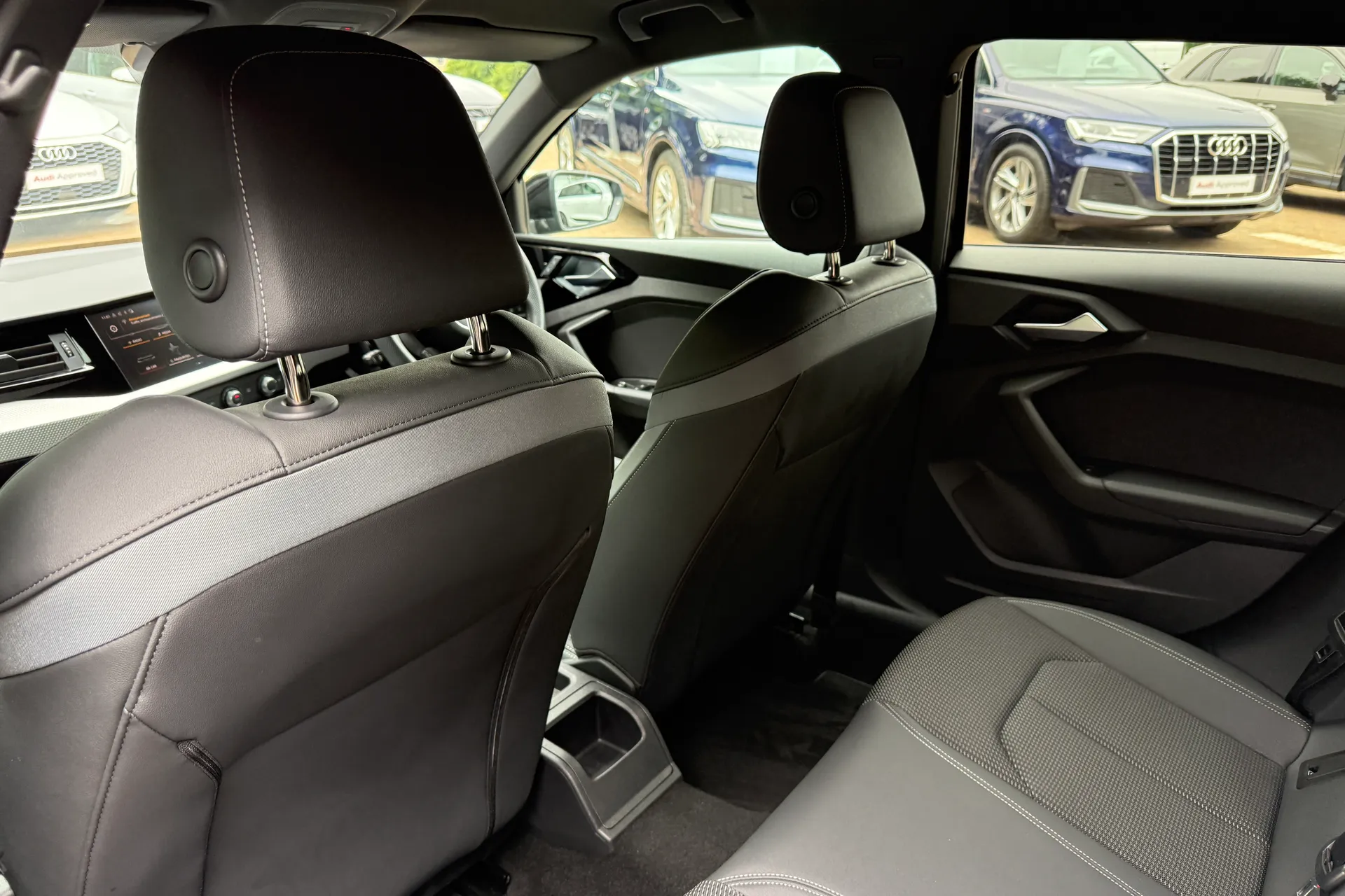 Audi A1 thumbnail image number 43