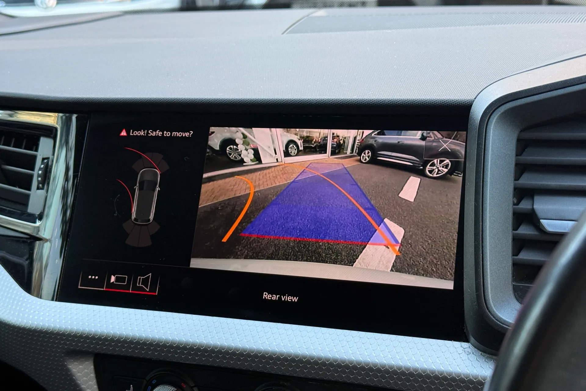 Audi A1 thumbnail image number 3