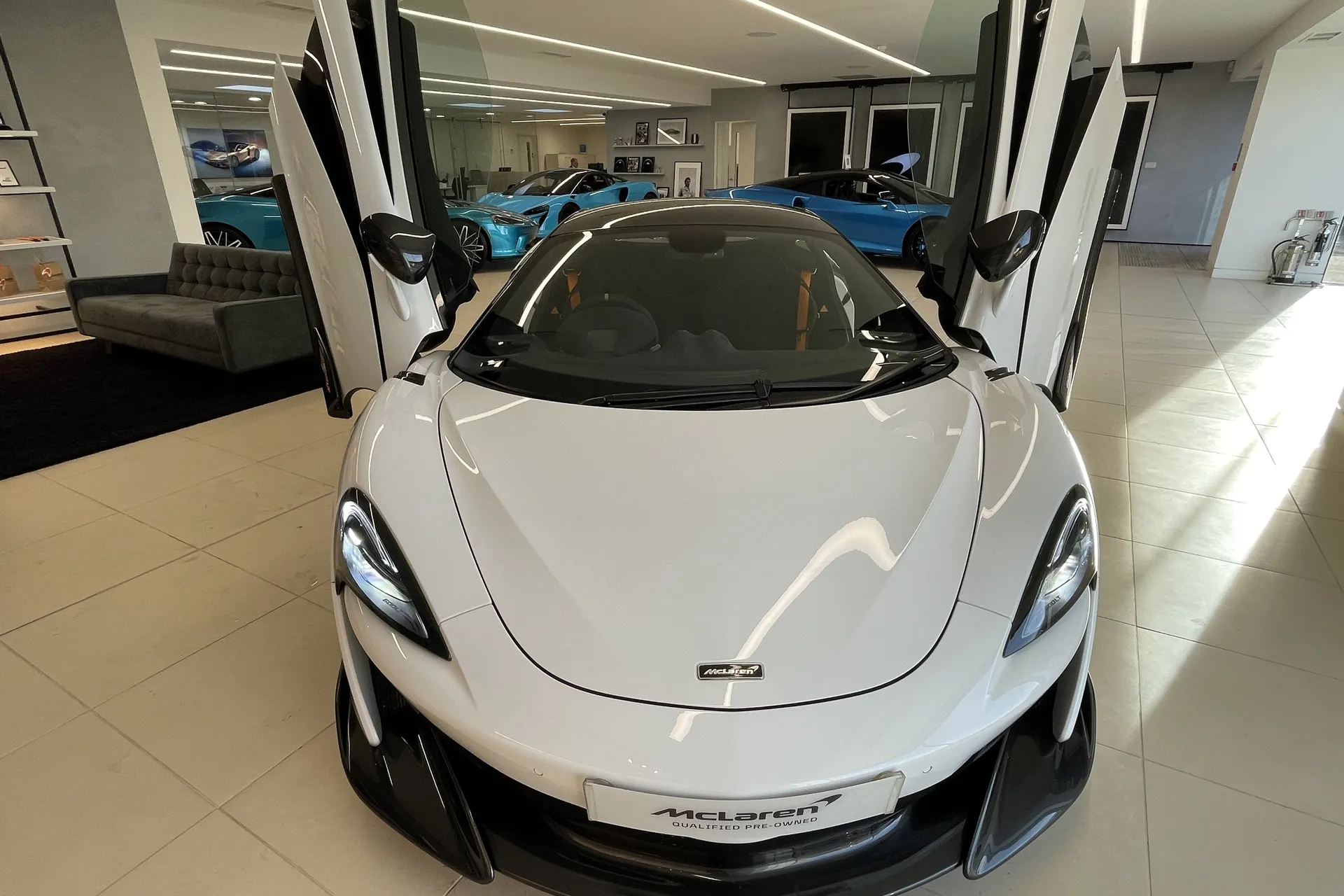 McLaren 600LT thumbnail image number 13