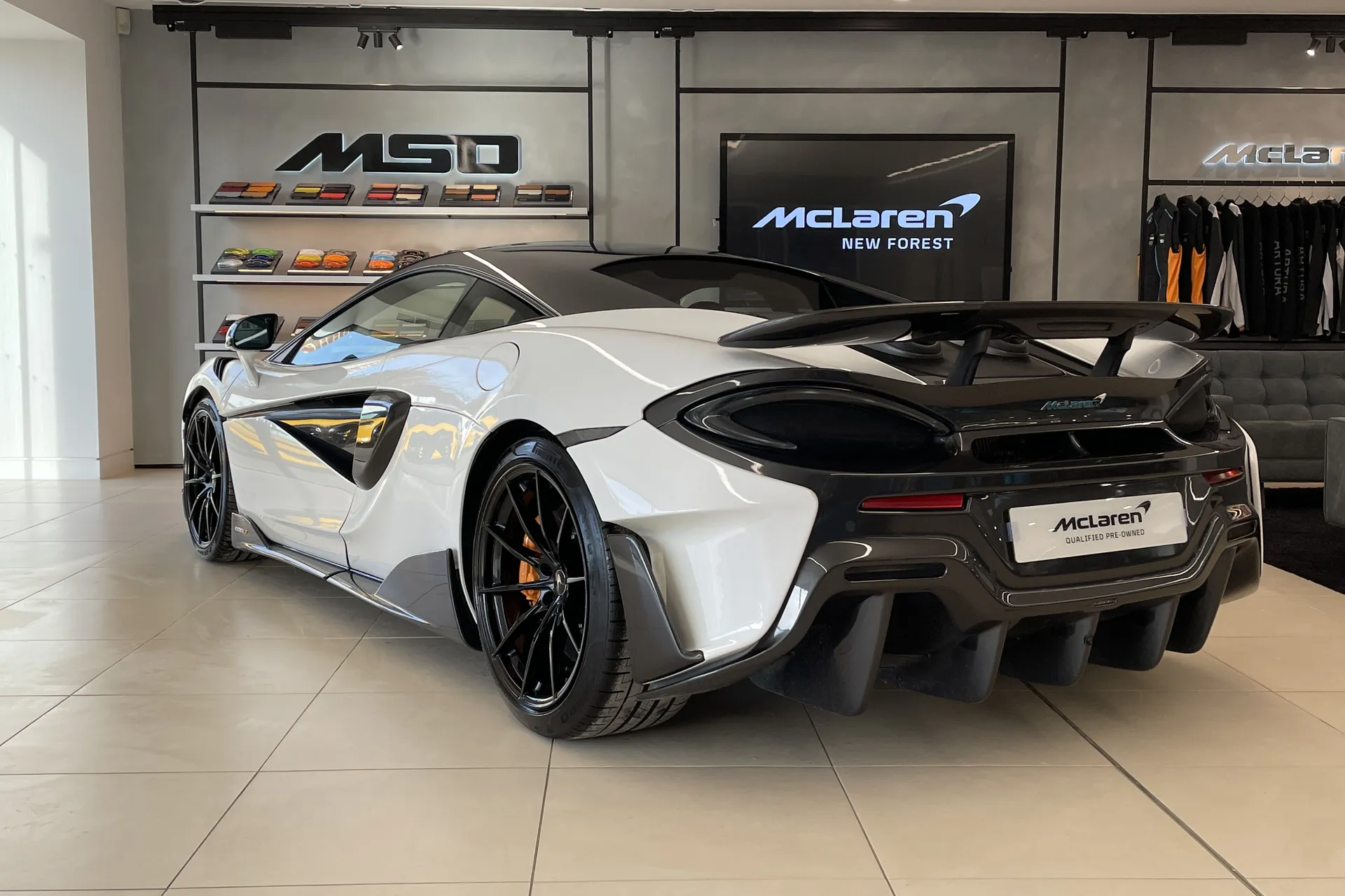 McLaren 600LT thumbnail image number 9