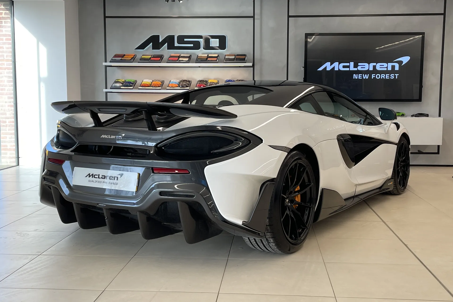 McLaren 600LT thumbnail image number 7