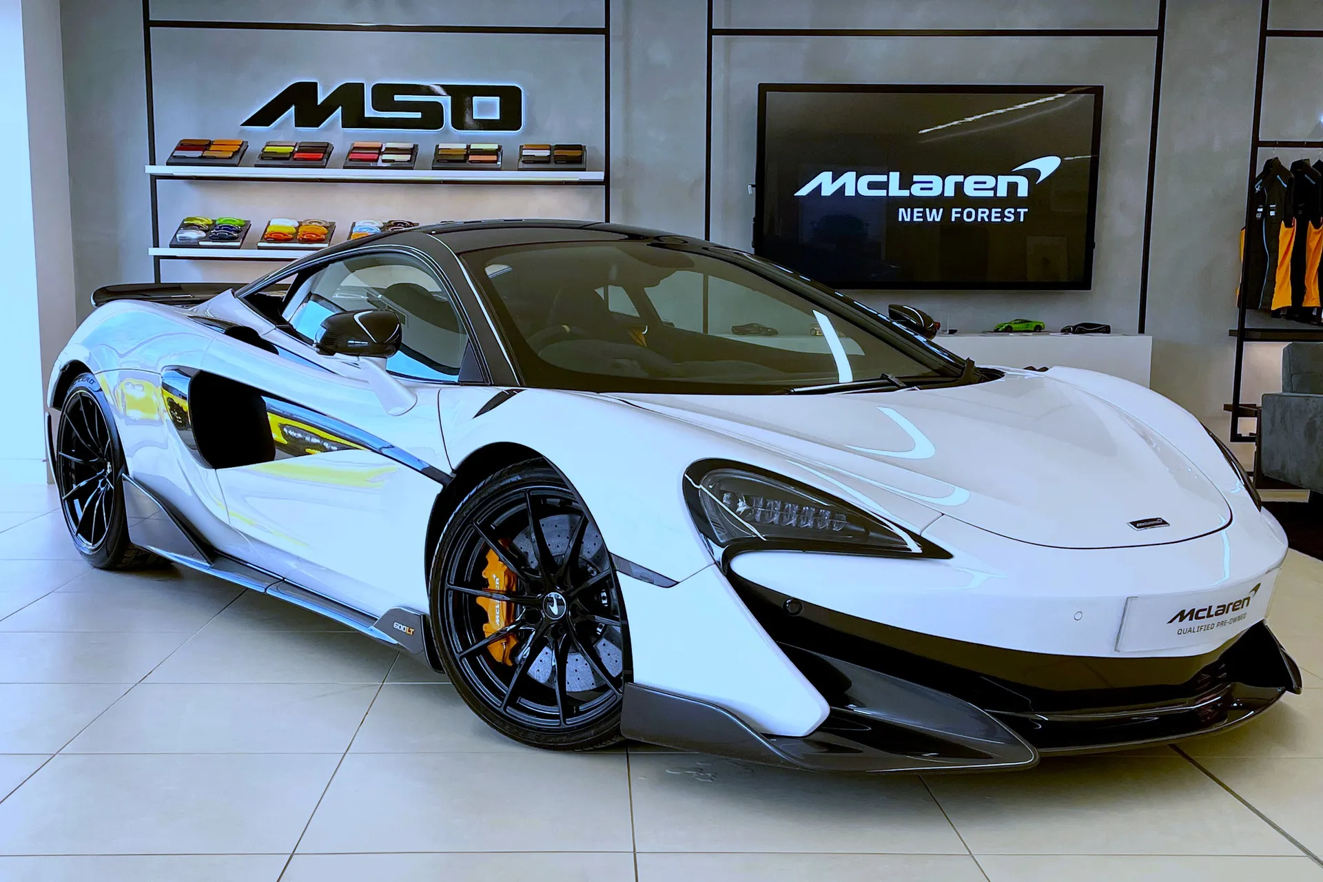 McLaren 600LT focused image