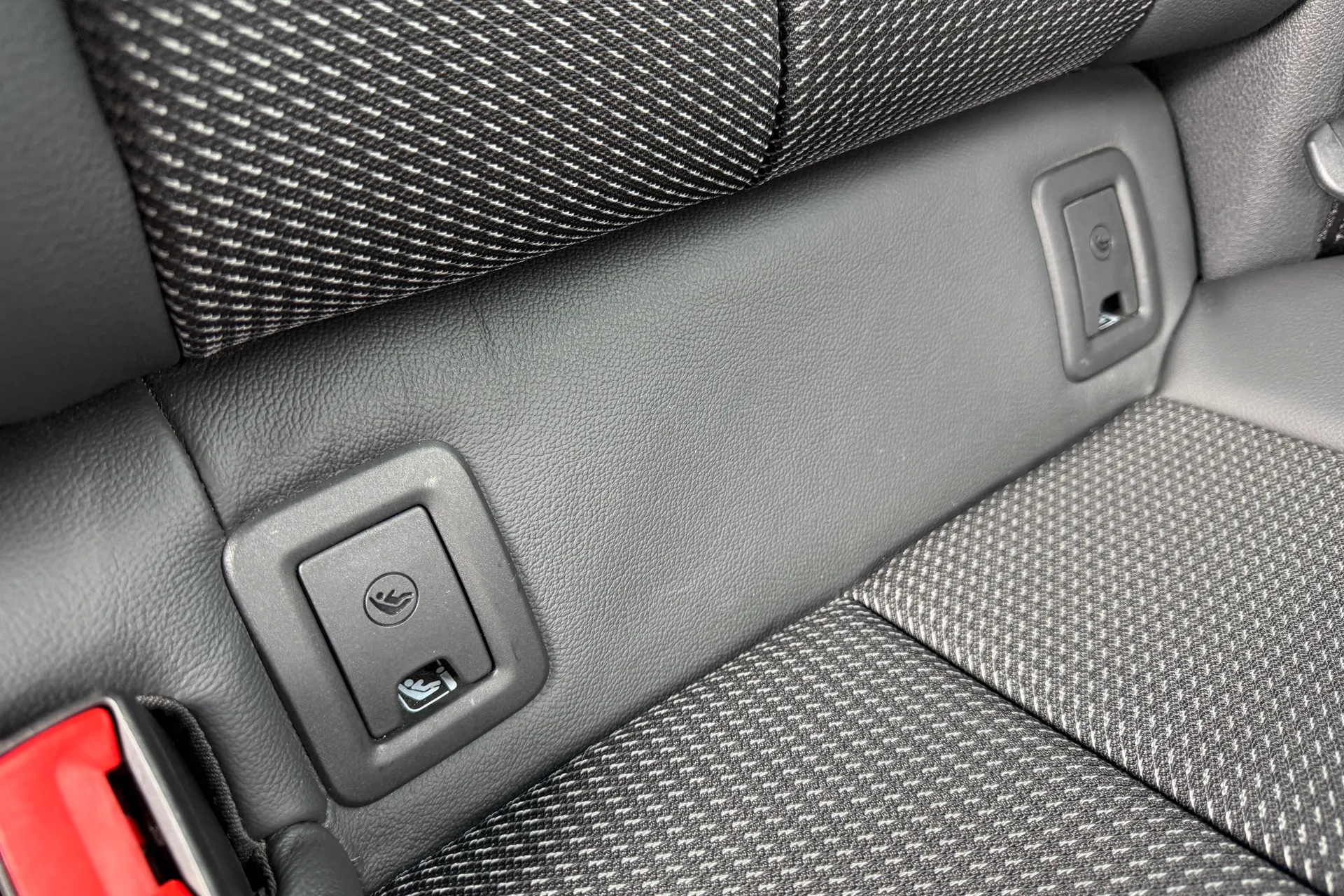 Audi Q2 thumbnail image number 40
