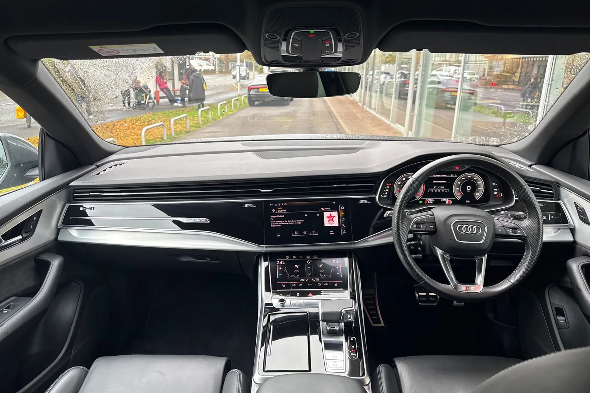 Audi Q8 thumbnail image number 3