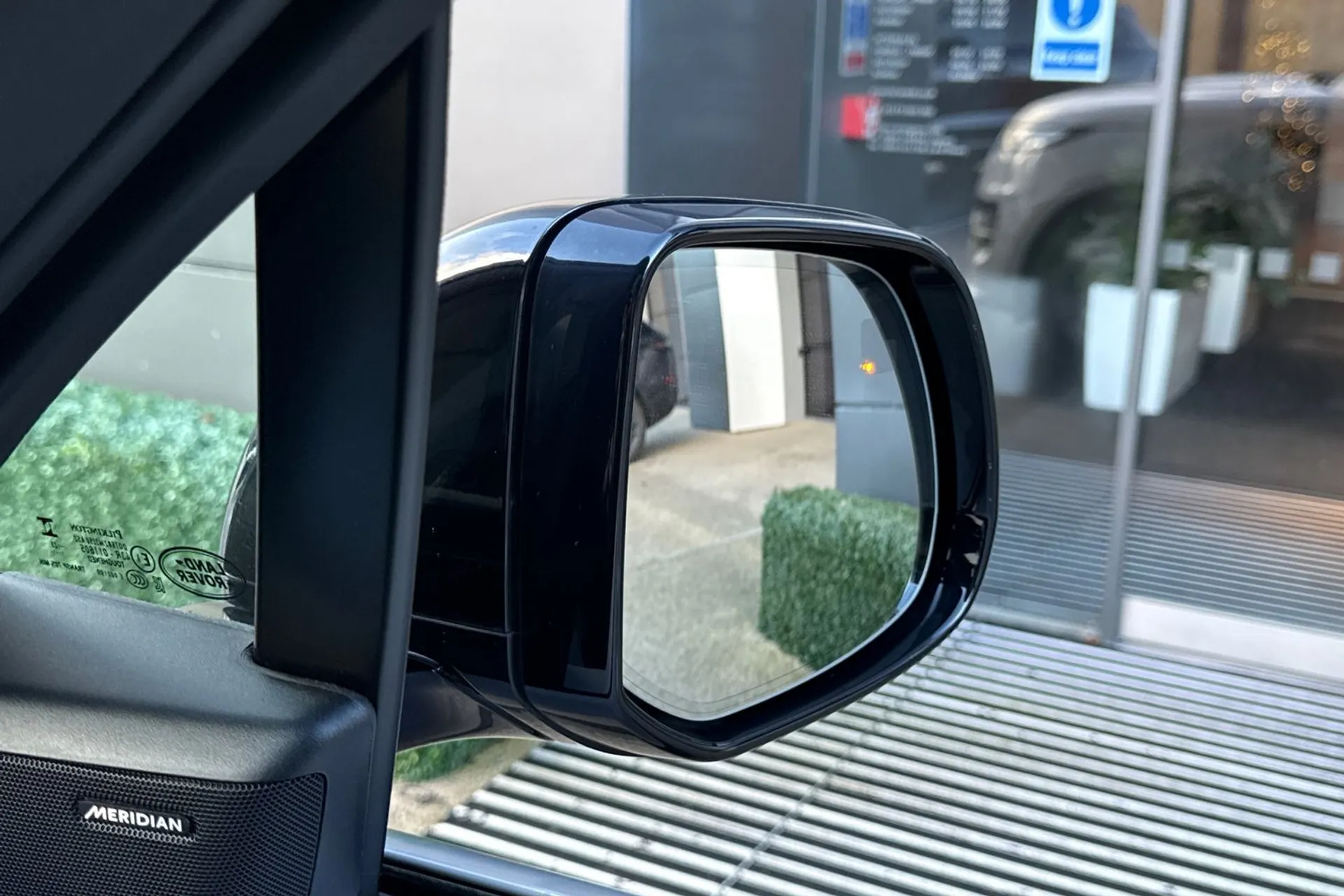 LAND ROVER RANGE ROVER SPORT thumbnail image number 13