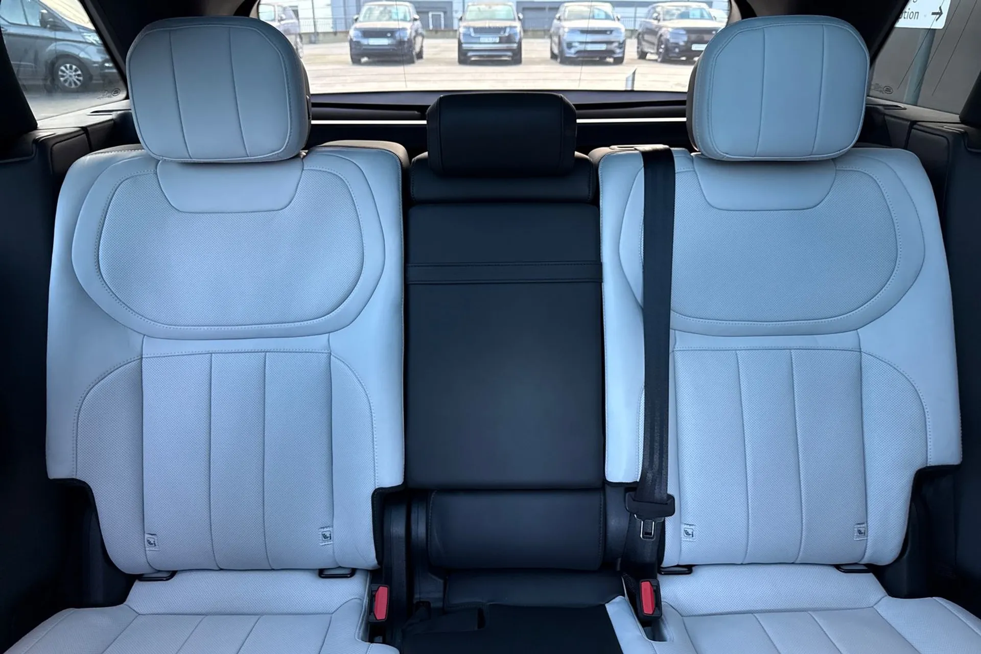 LAND ROVER RANGE ROVER SPORT thumbnail image number 39