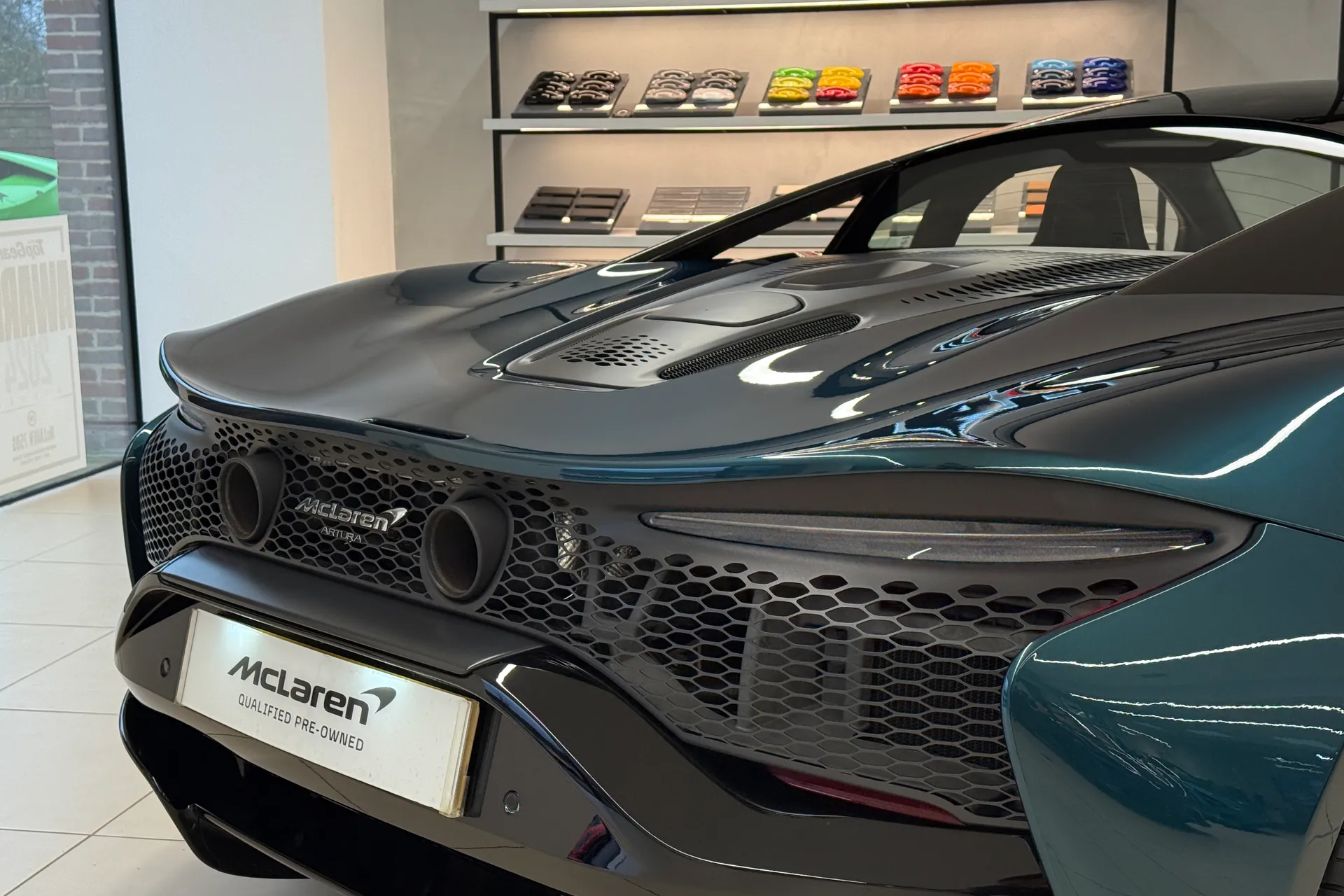 McLaren ARTURA thumbnail image number 43