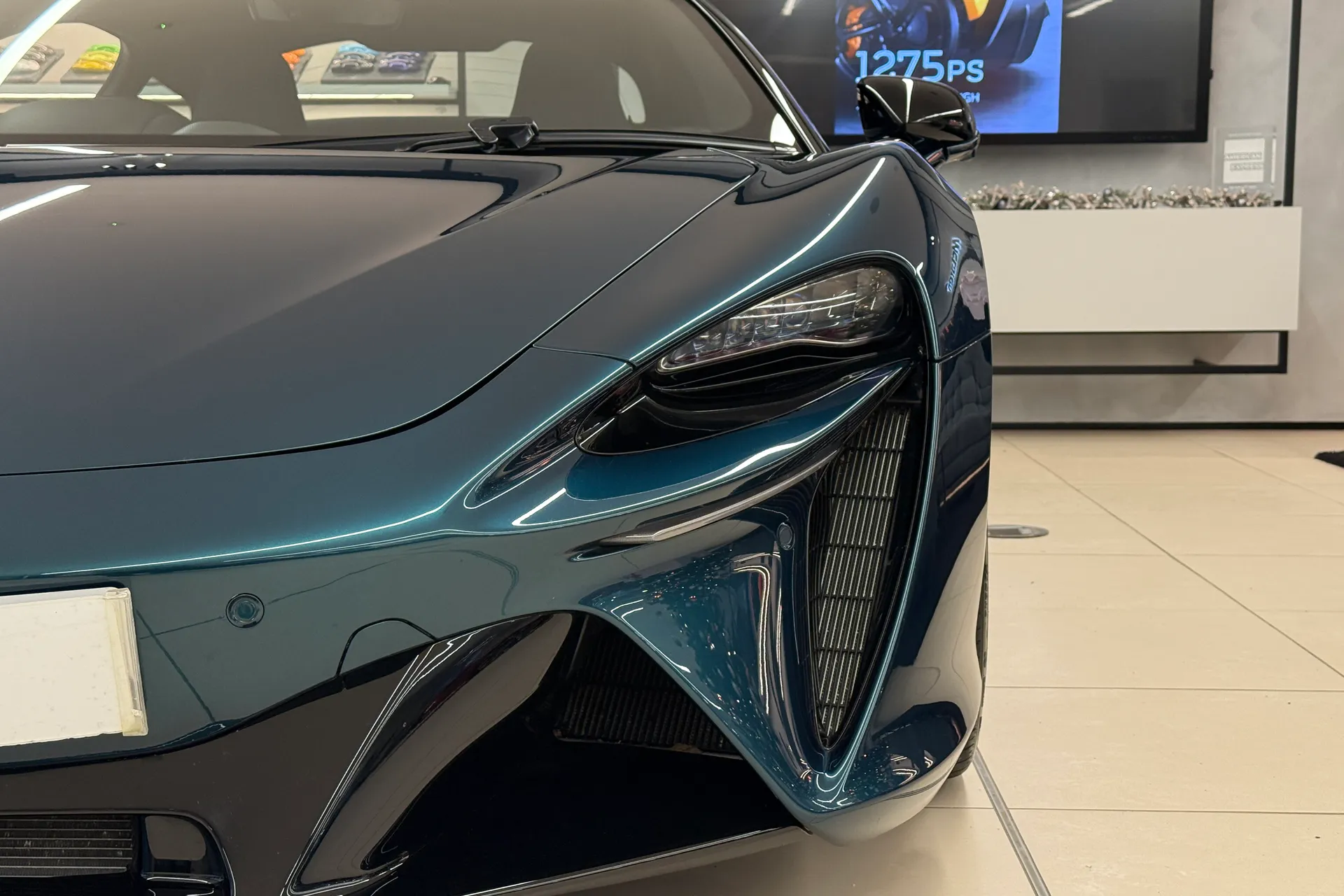 McLaren ARTURA thumbnail image number 37