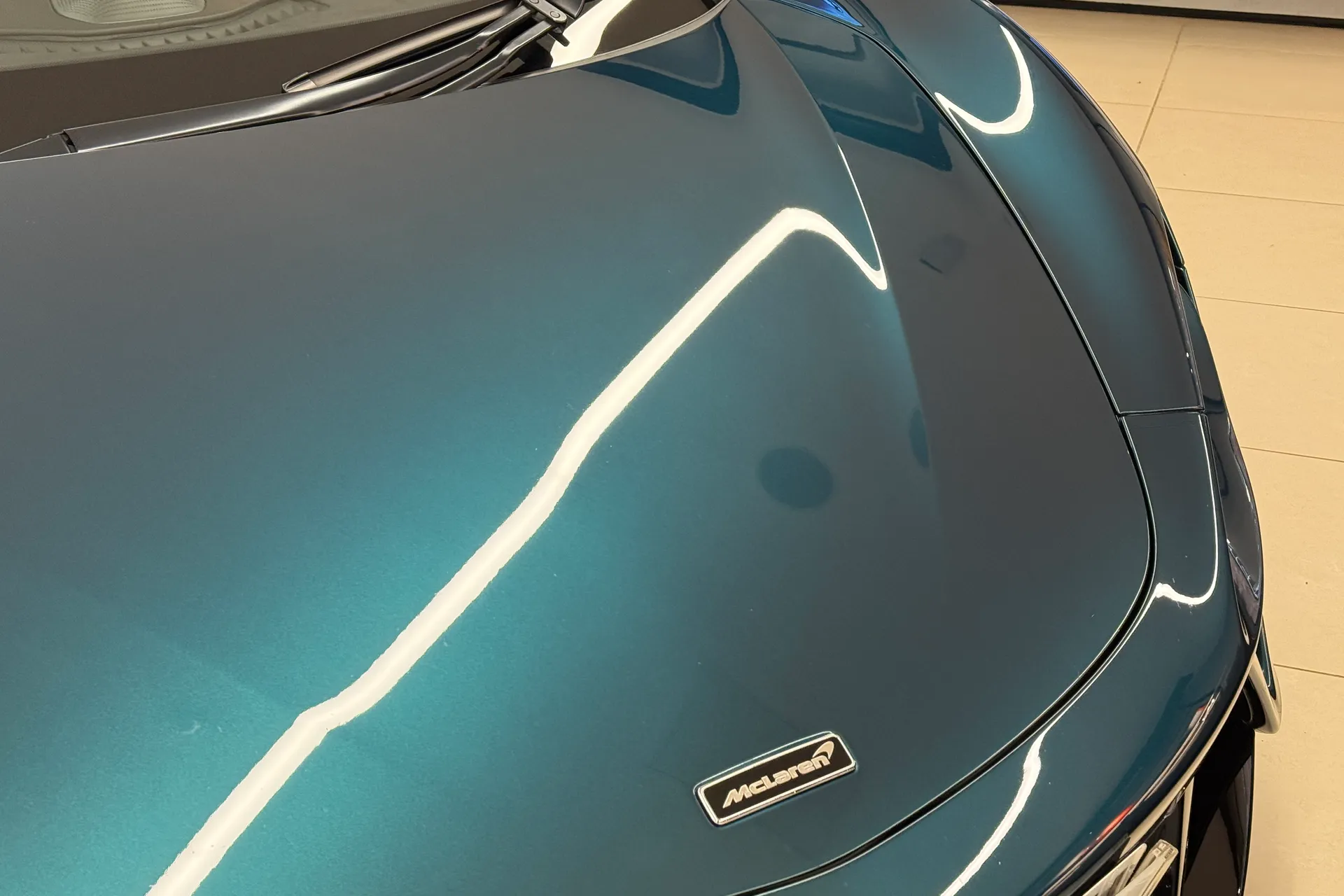 McLaren ARTURA thumbnail image number 3