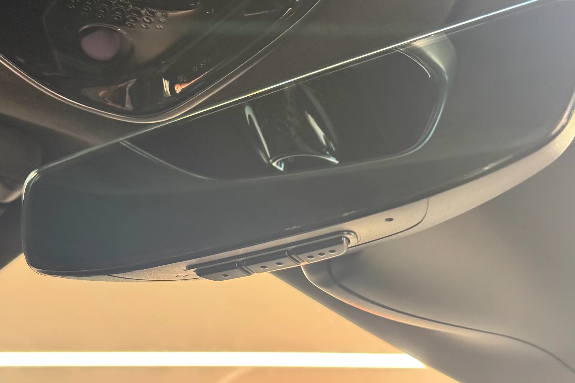 McLaren ARTURA thumbnail image number 23