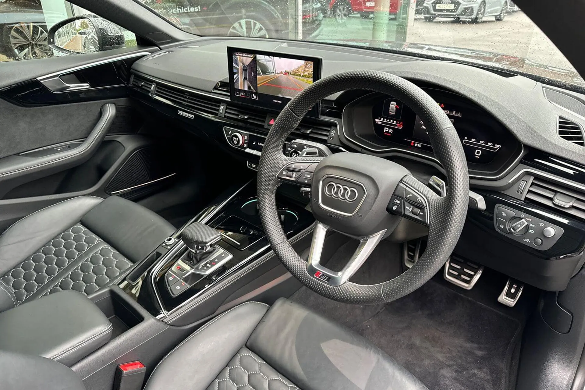Audi RS5 thumbnail image number 25