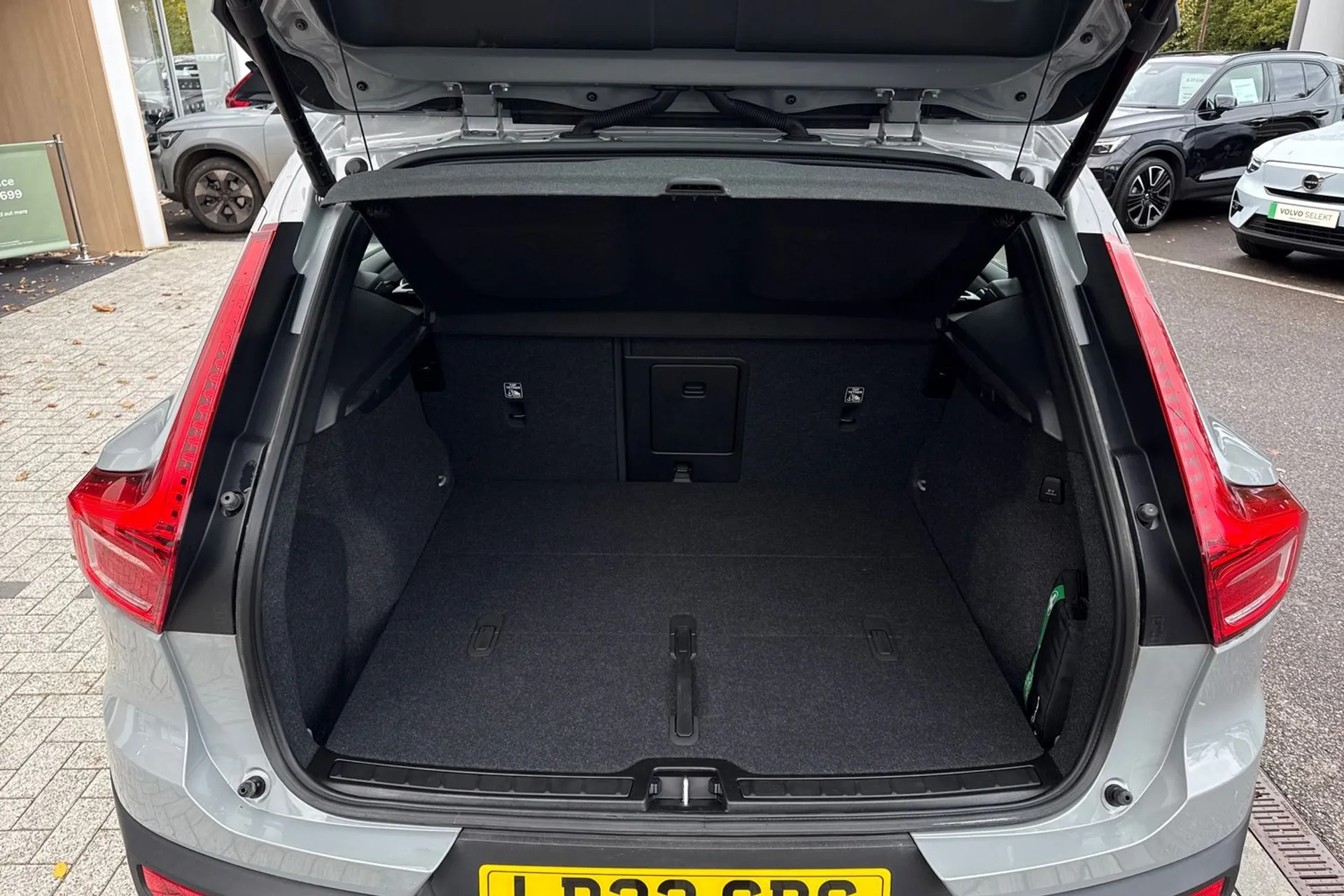 Volvo XC40 thumbnail image number 20