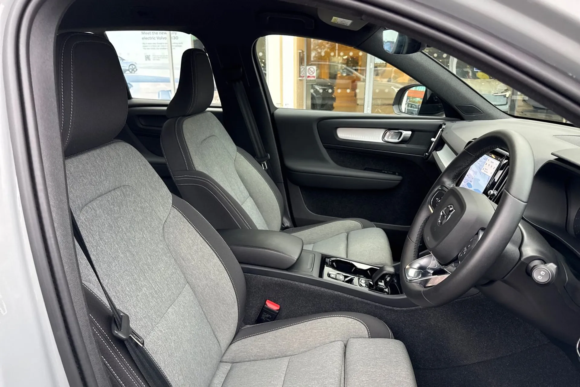 Volvo XC40 thumbnail image number 26