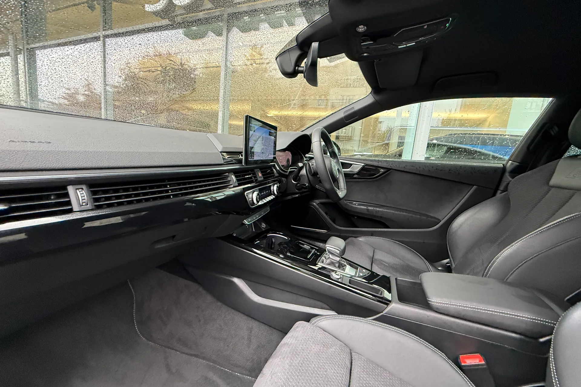 Audi A5 thumbnail image number 37