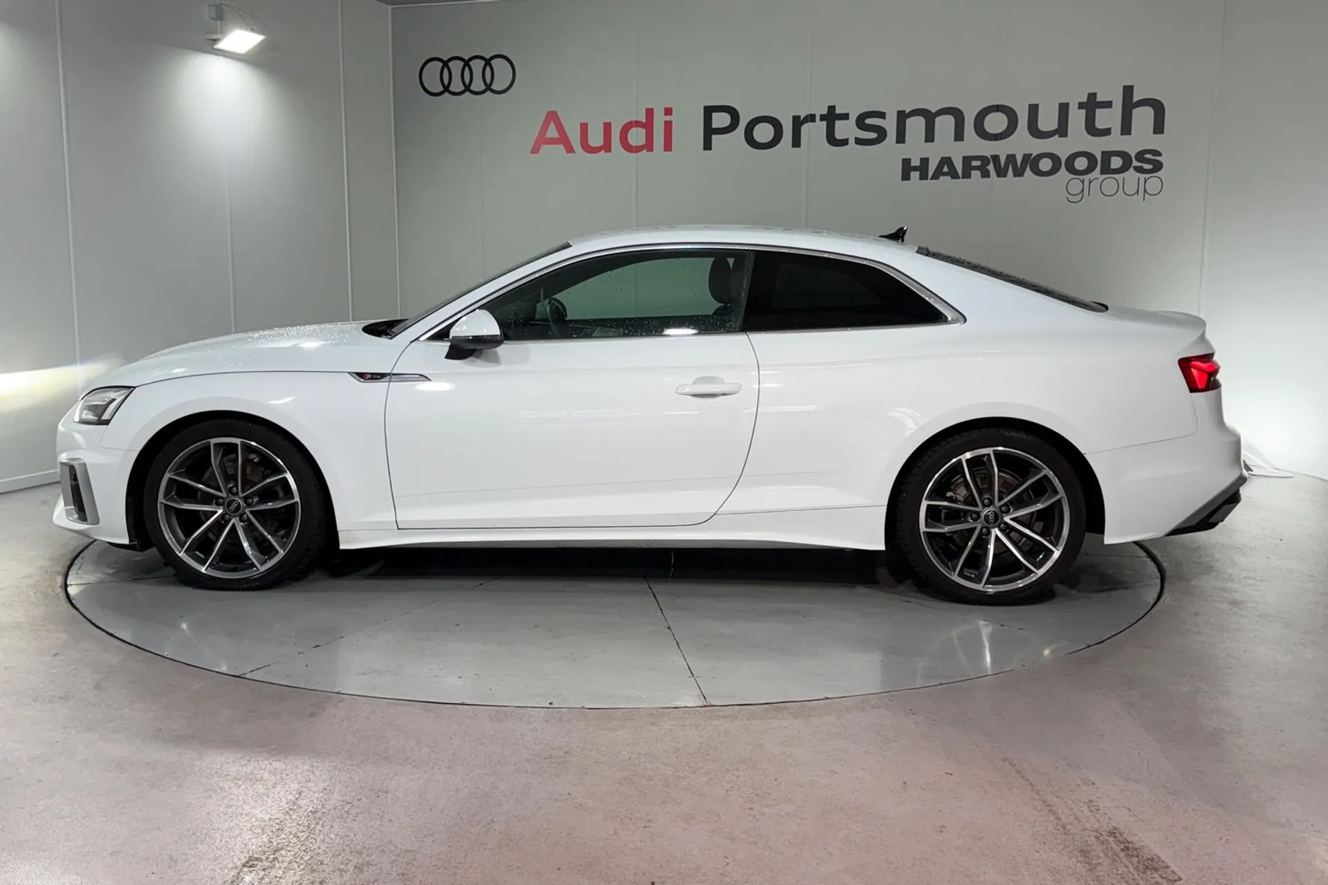 Audi A5 thumbnail image number 10