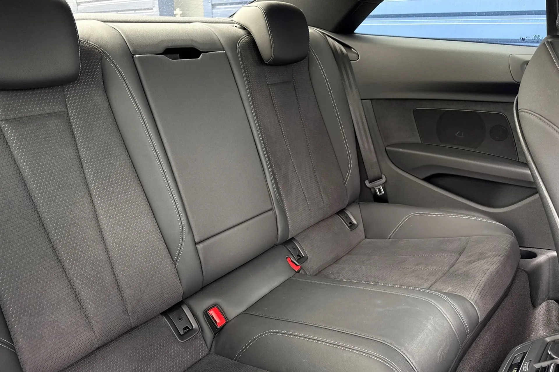 Audi A5 thumbnail image number 22