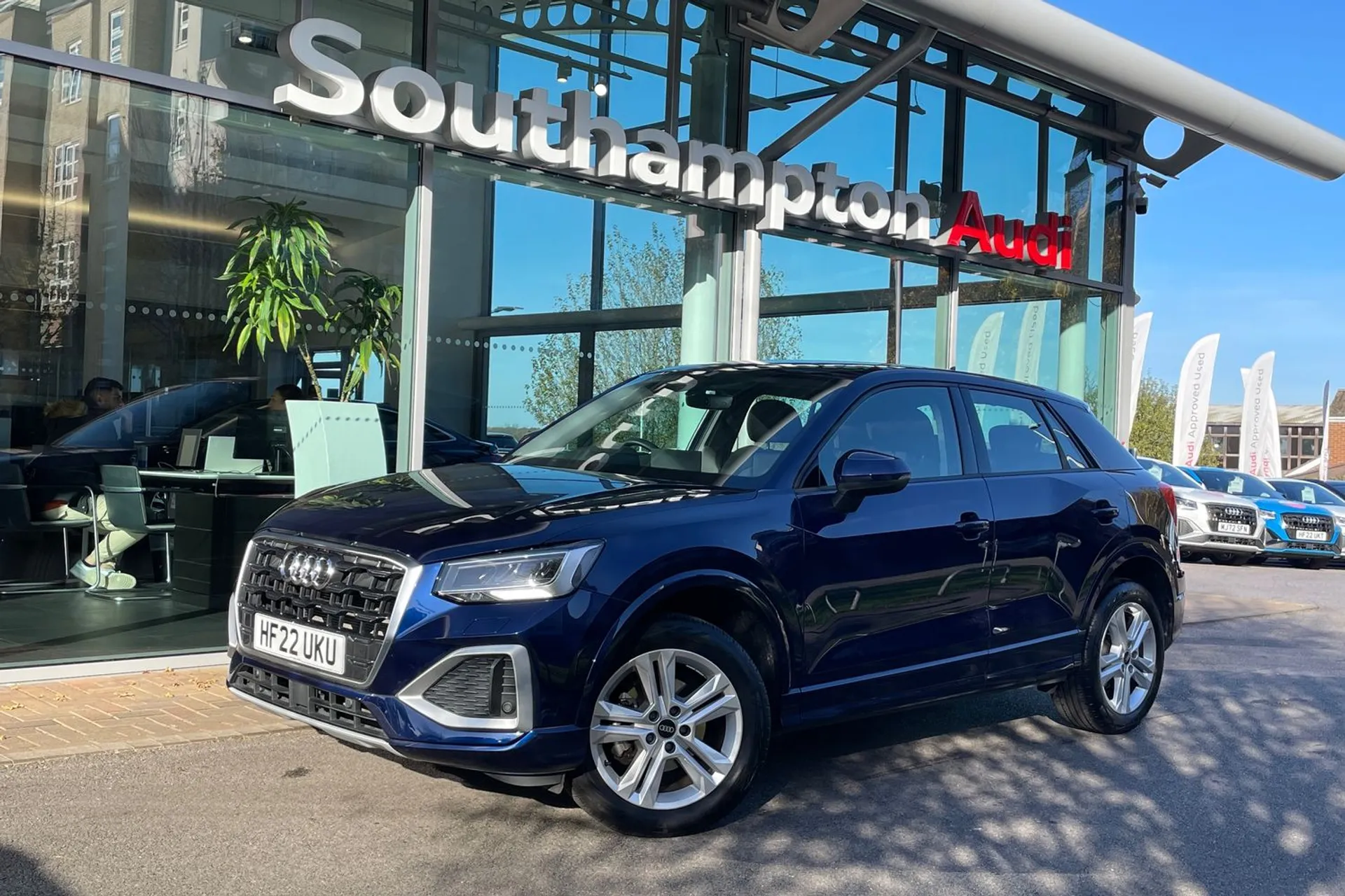 Audi Q2 thumbnail image number 10