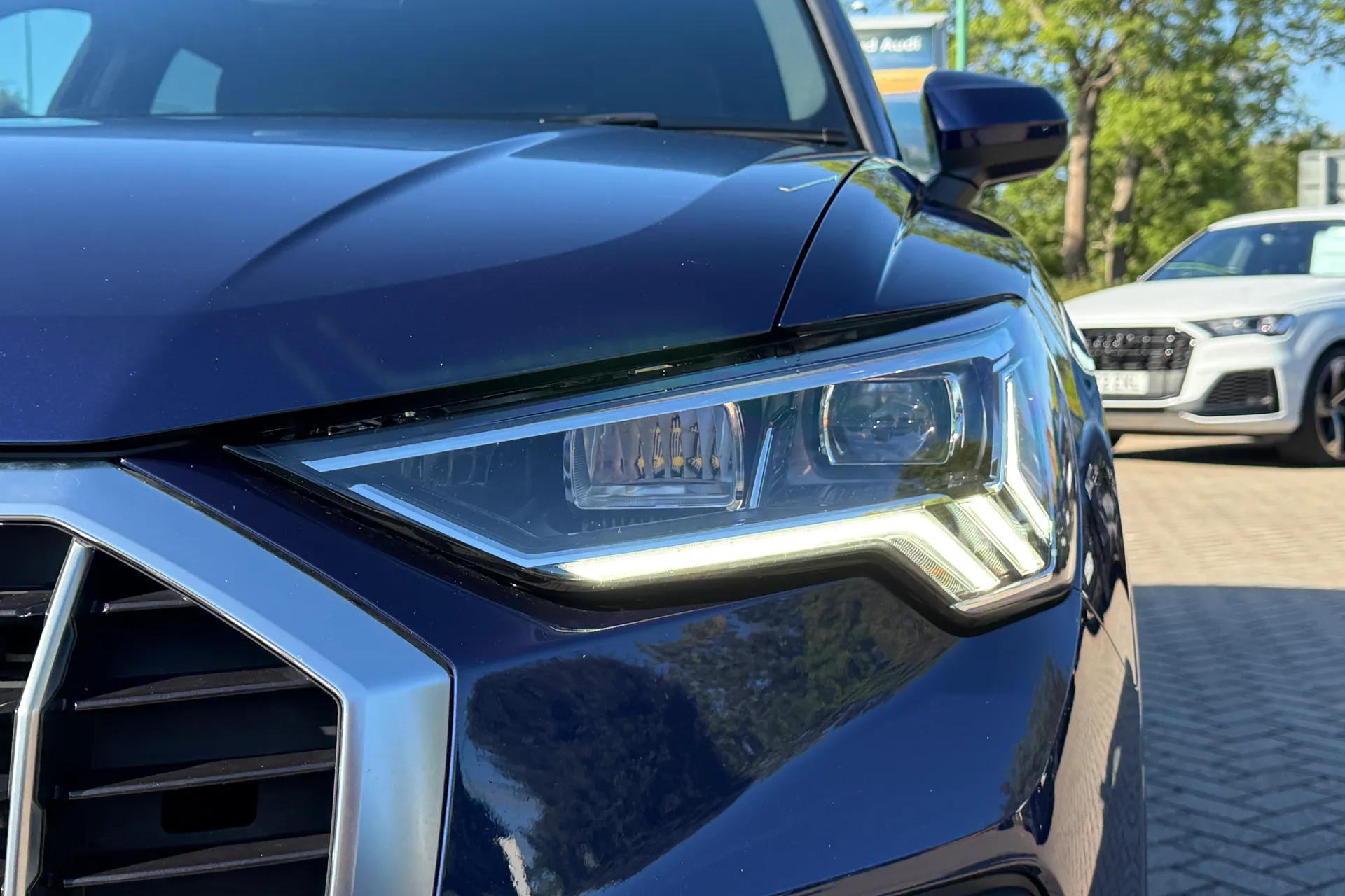 Audi Q3 thumbnail image number 52