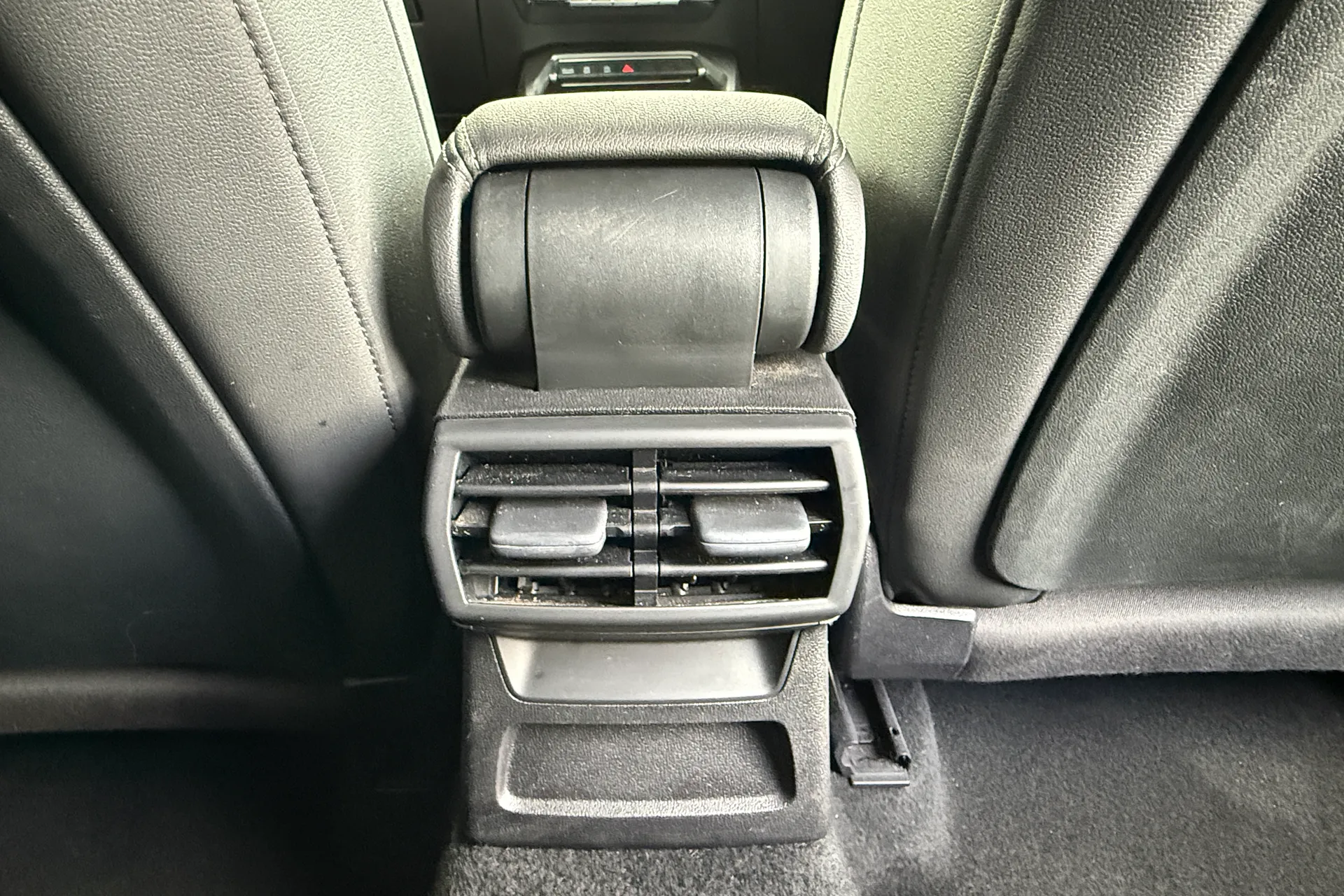 Audi A3 thumbnail image number 32