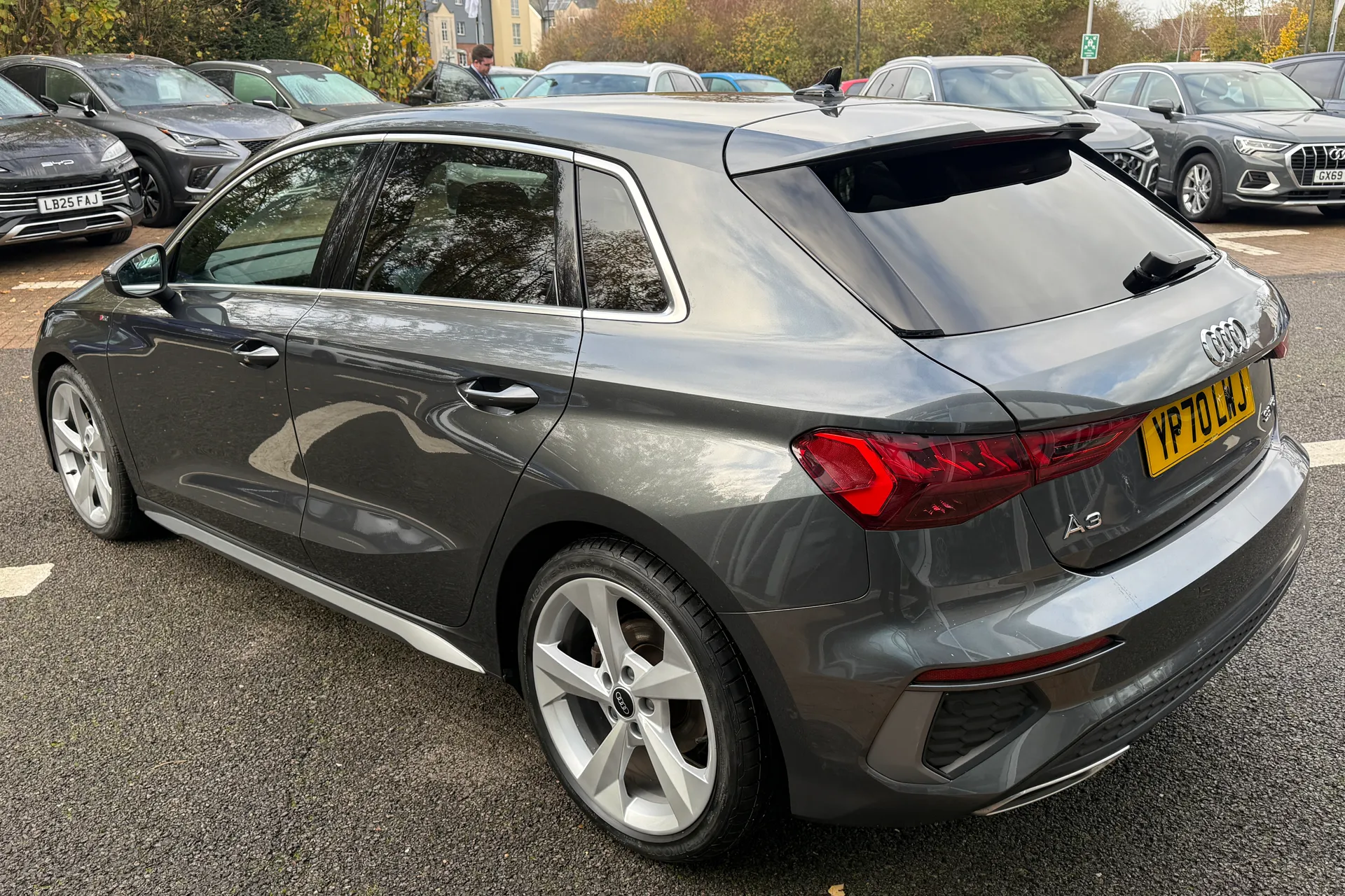 Audi A3 thumbnail image number 18