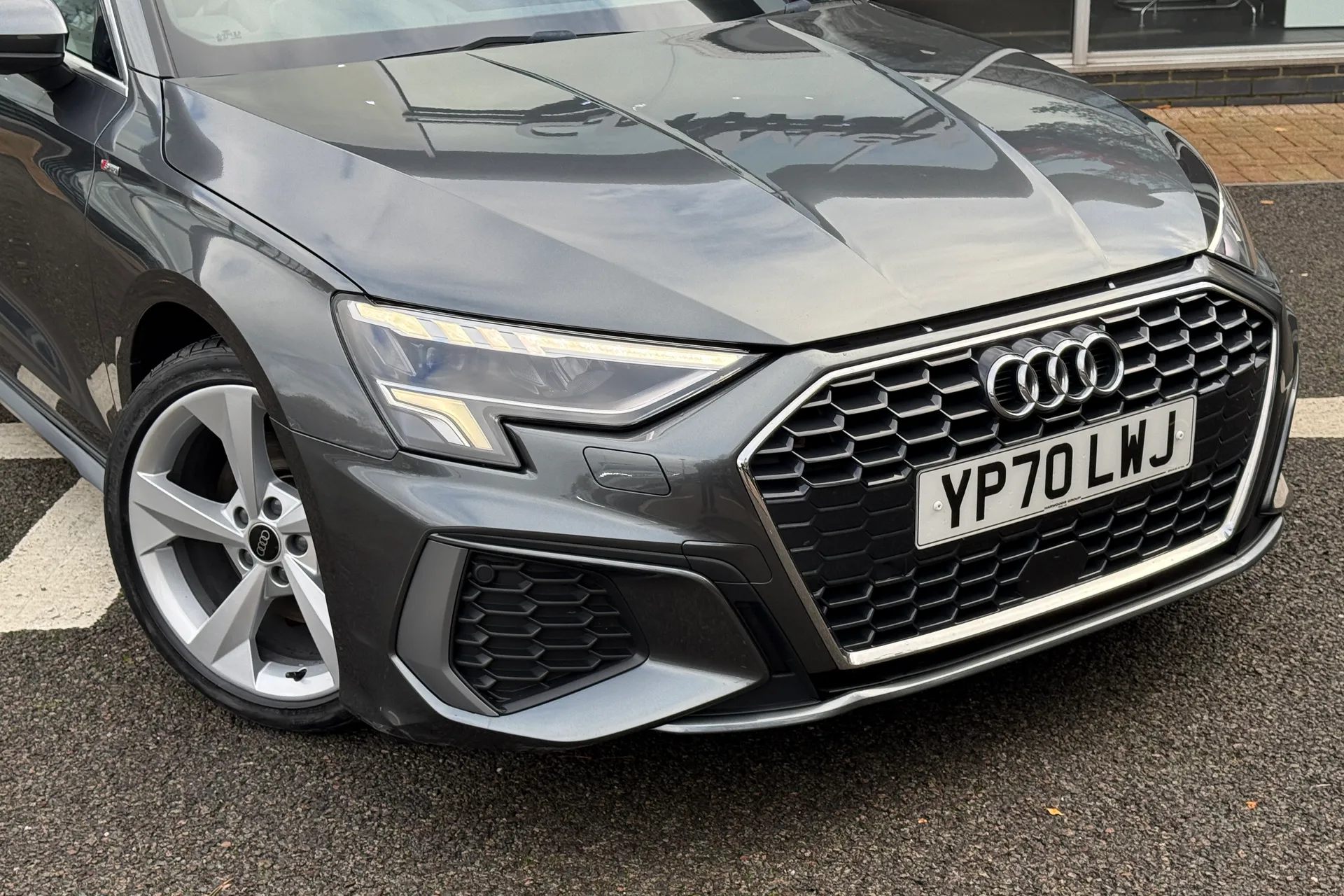 Audi A3 thumbnail image number 5