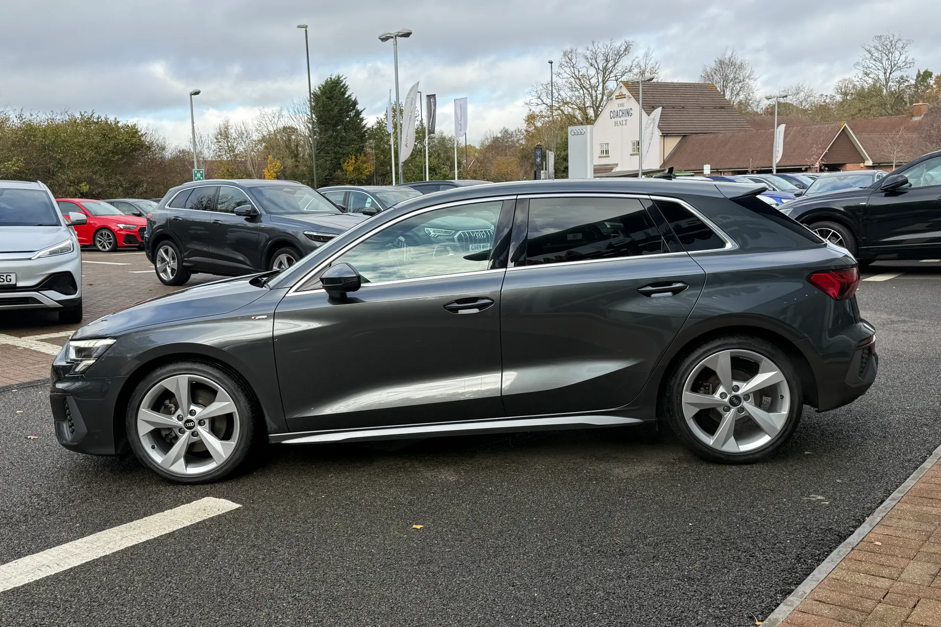 Audi A3 thumbnail image number 19